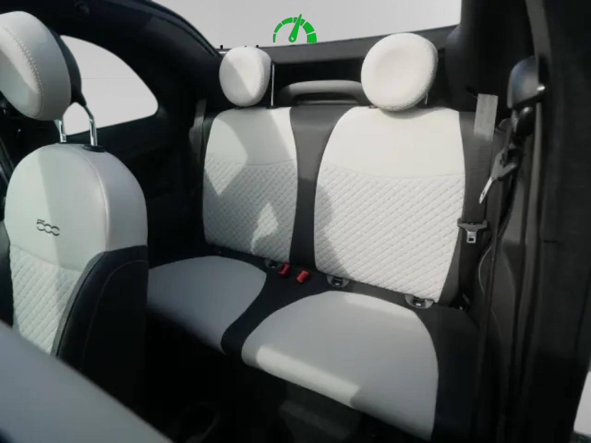 Fiat 500 1.0 GSE HYBRID DOLCEVITA (2022) - Photo 11