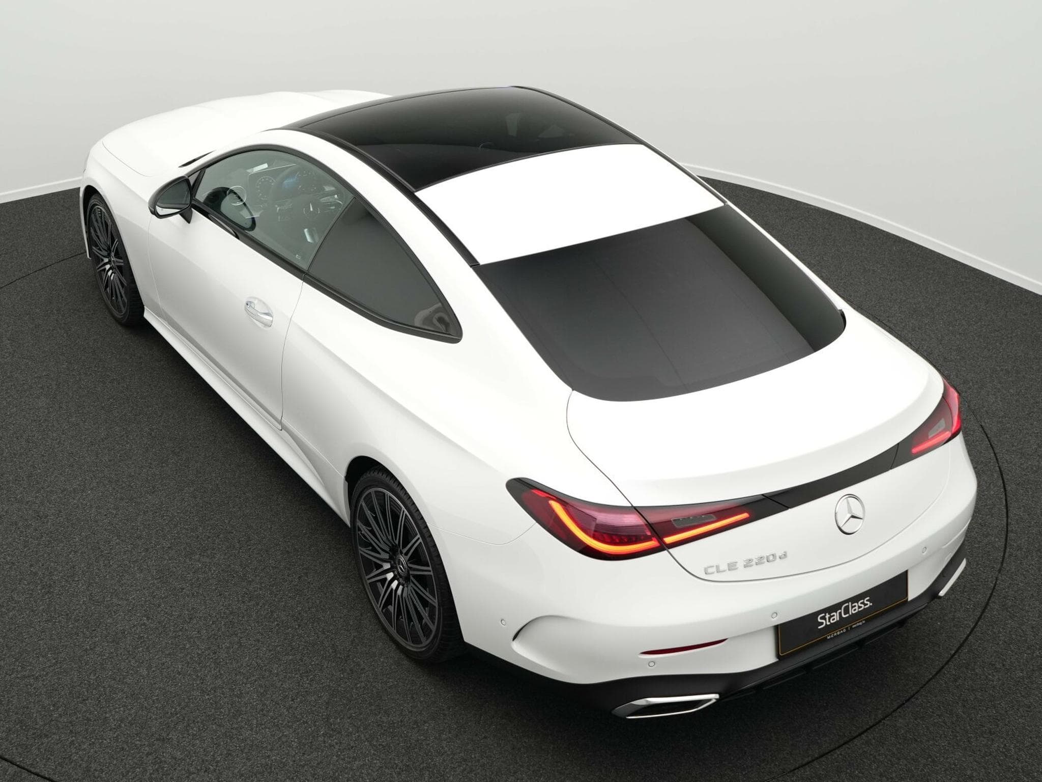 Mercedes CLE 220 d Coupé (2024) - Photo 11