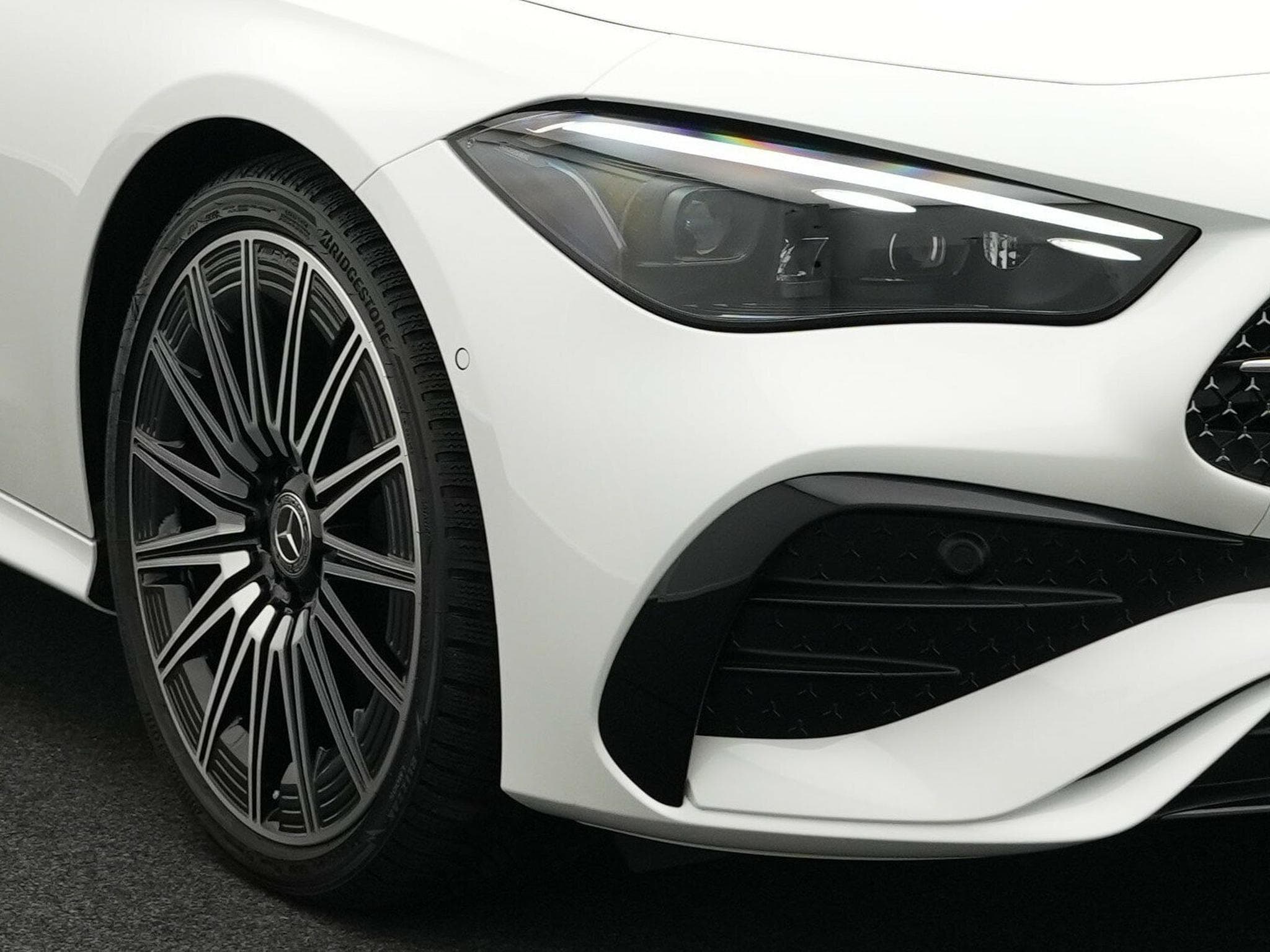 Mercedes CLE 220 d Coupé (2024) - Photo 7