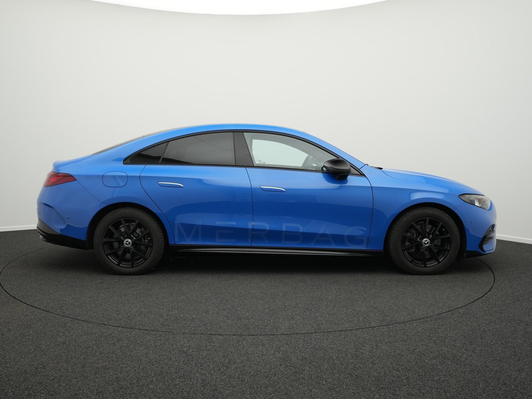 Mercedes CLA 350 4MATIC mit EQ Technologie (2025) - Photo 5