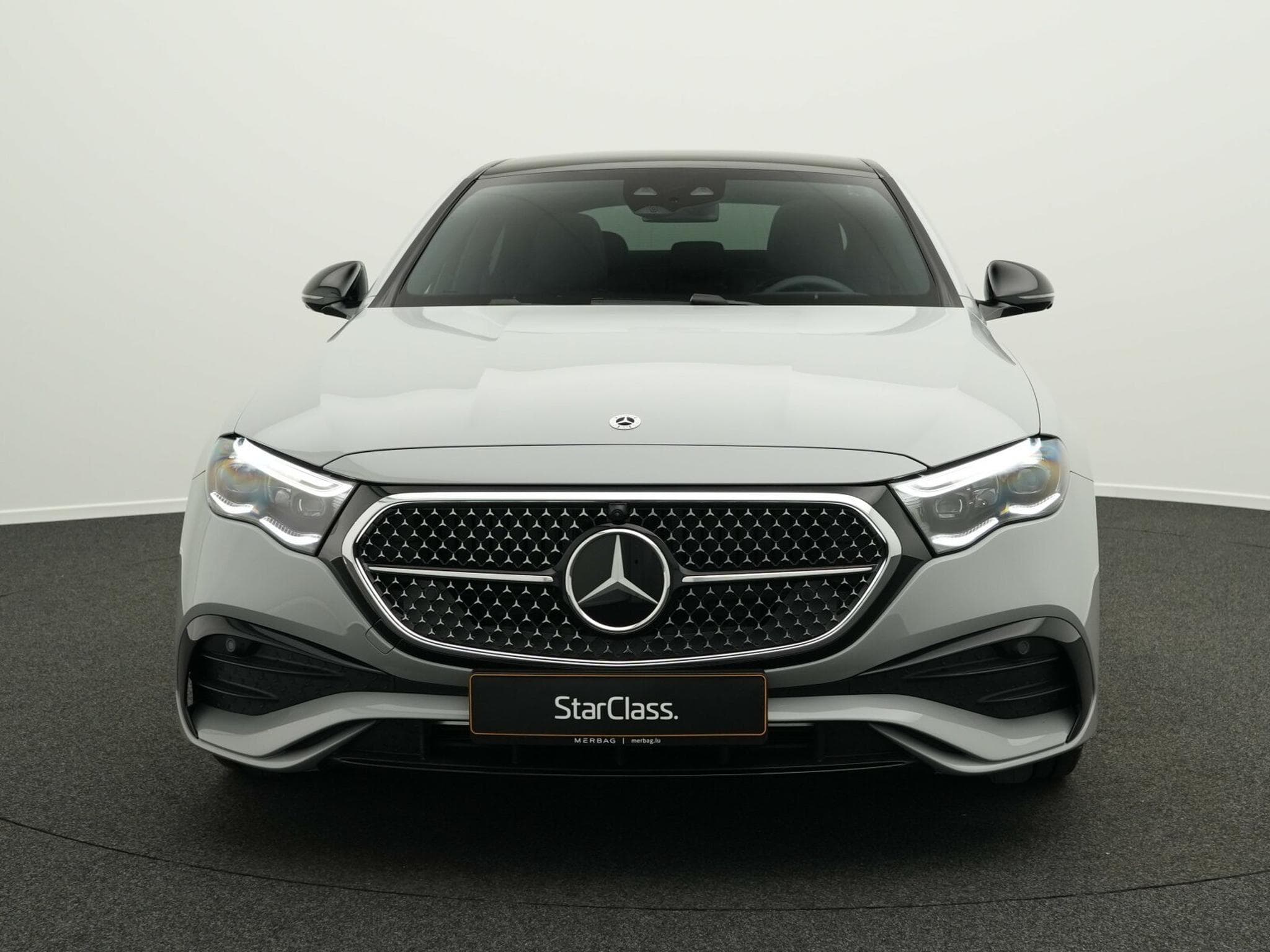 Mercedes E 220 d Limousine (2025) - Photo 2