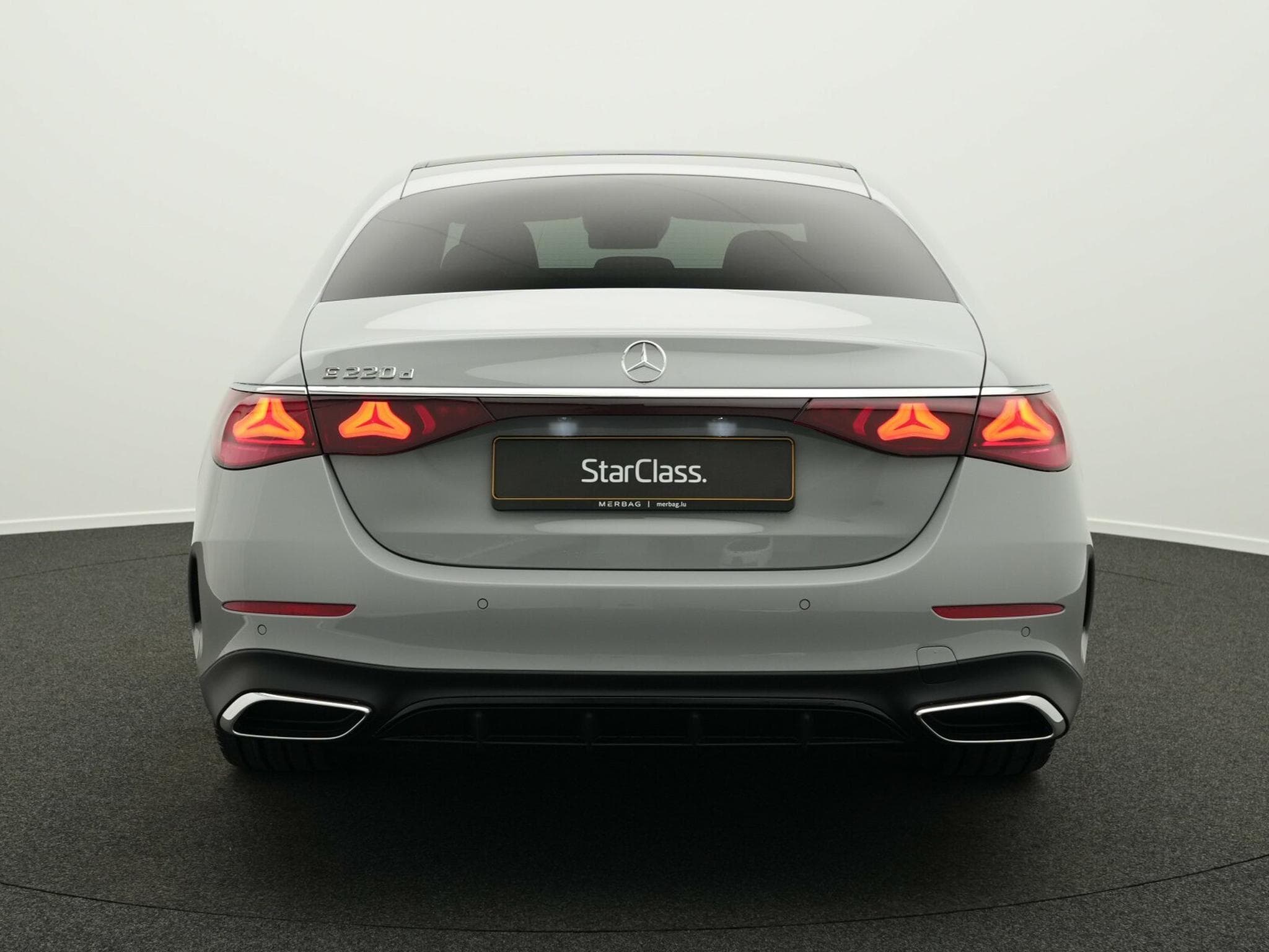 Mercedes E 220 d Limousine (2025) - Photo 4