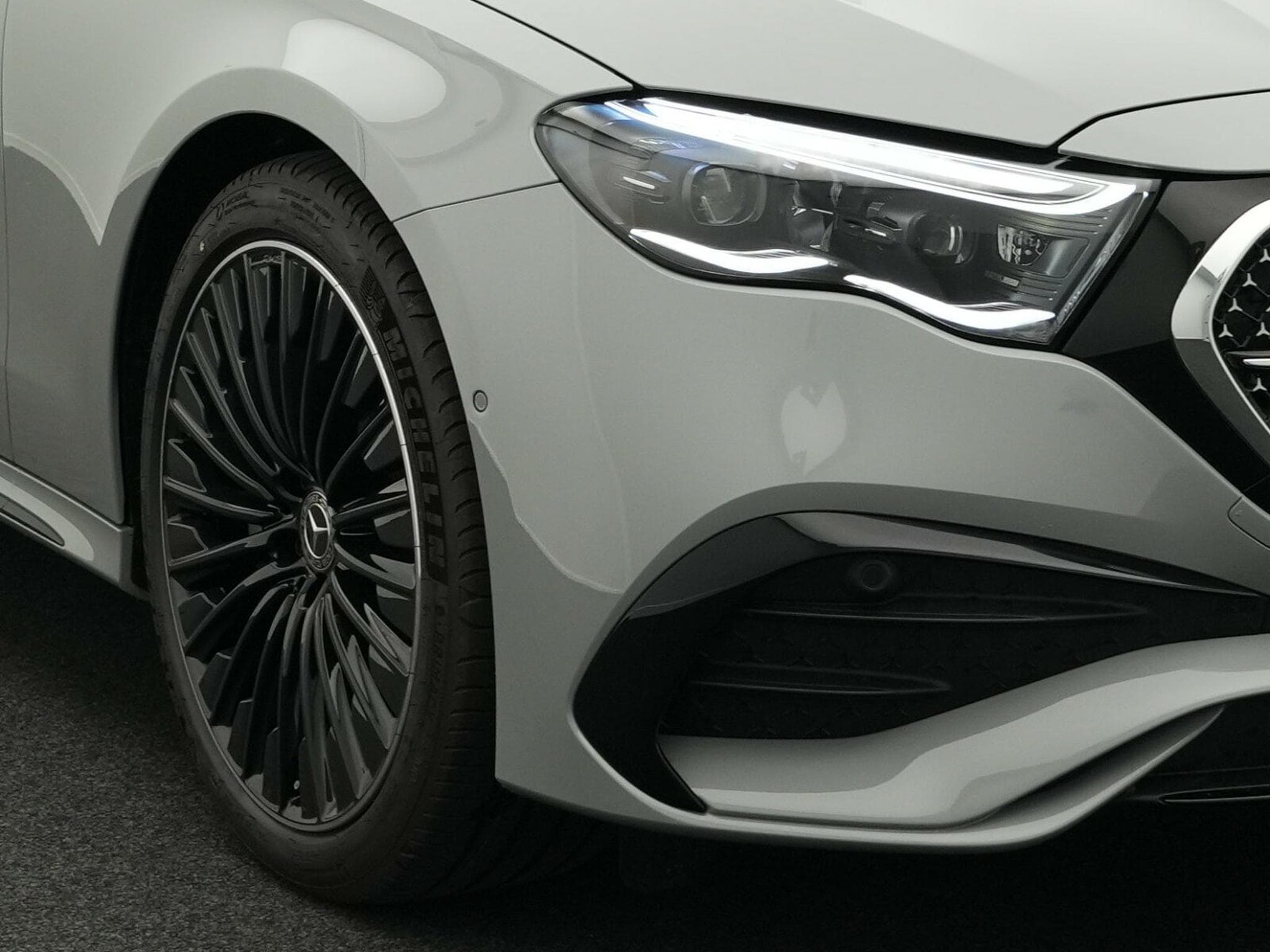 Mercedes E 220 d Limousine (2025) - Photo 7