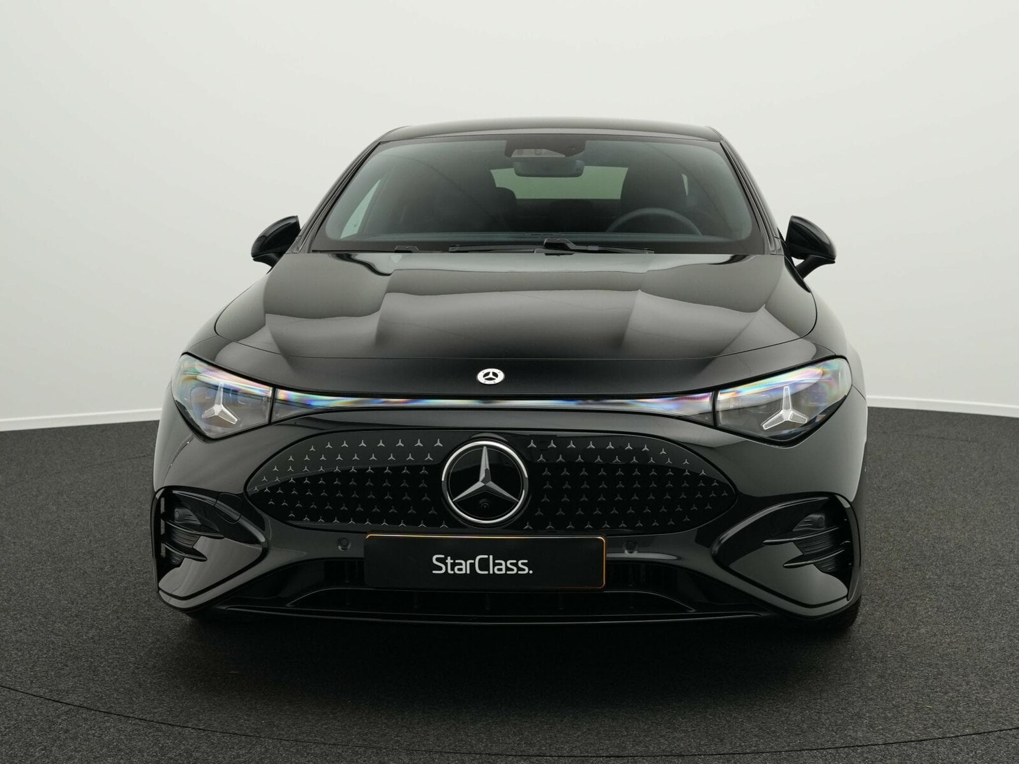 Mercedes CLA 350 4MATIC mit EQ Technologie (2025) - Foto 2