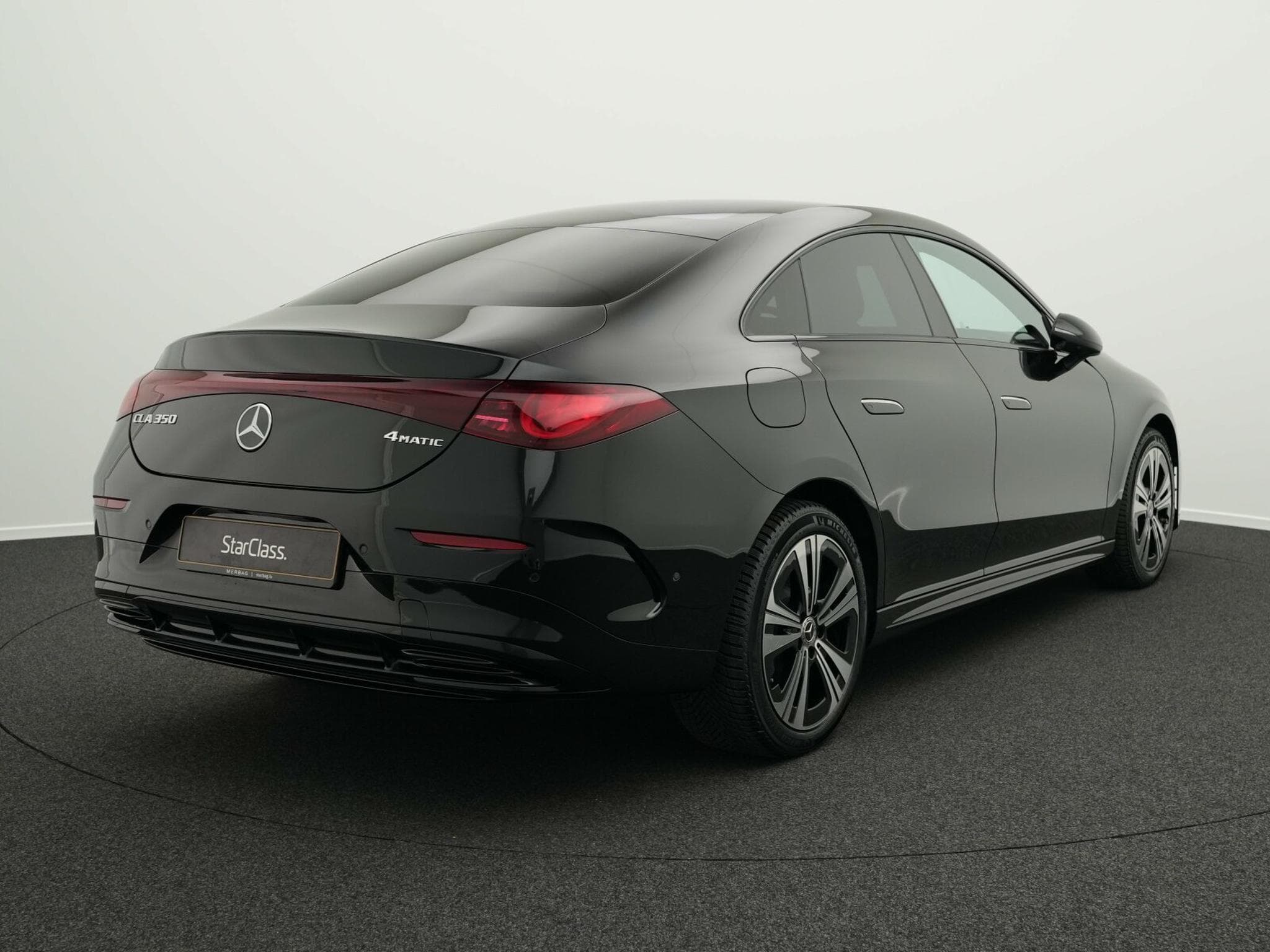 Mercedes CLA 350 4MATIC mit EQ Technologie (2025) - Foto 3