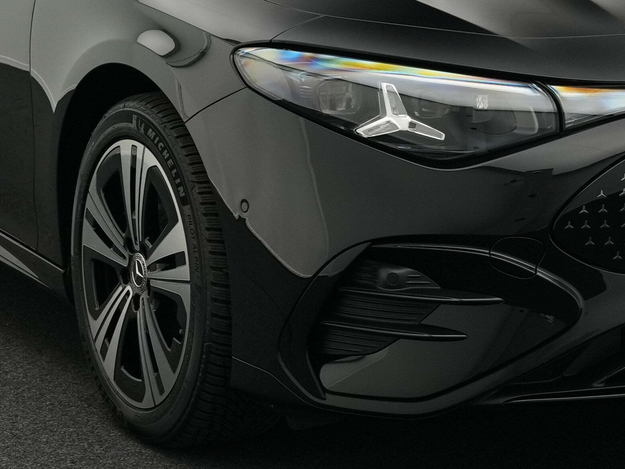 Mercedes CLA 350 4MATIC mit EQ Technologie (2025) - Foto 7