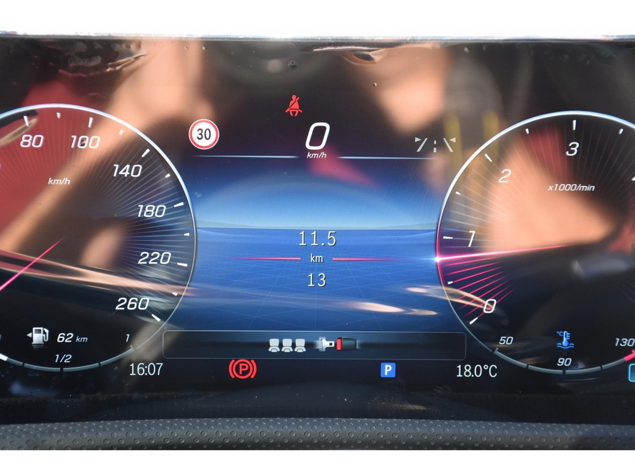 Mercedes A 200 d AMG Line 8G-DCT REGUL GPS CAM PARK APPLE CARPLAY NEUVE (2025) - Photo 20