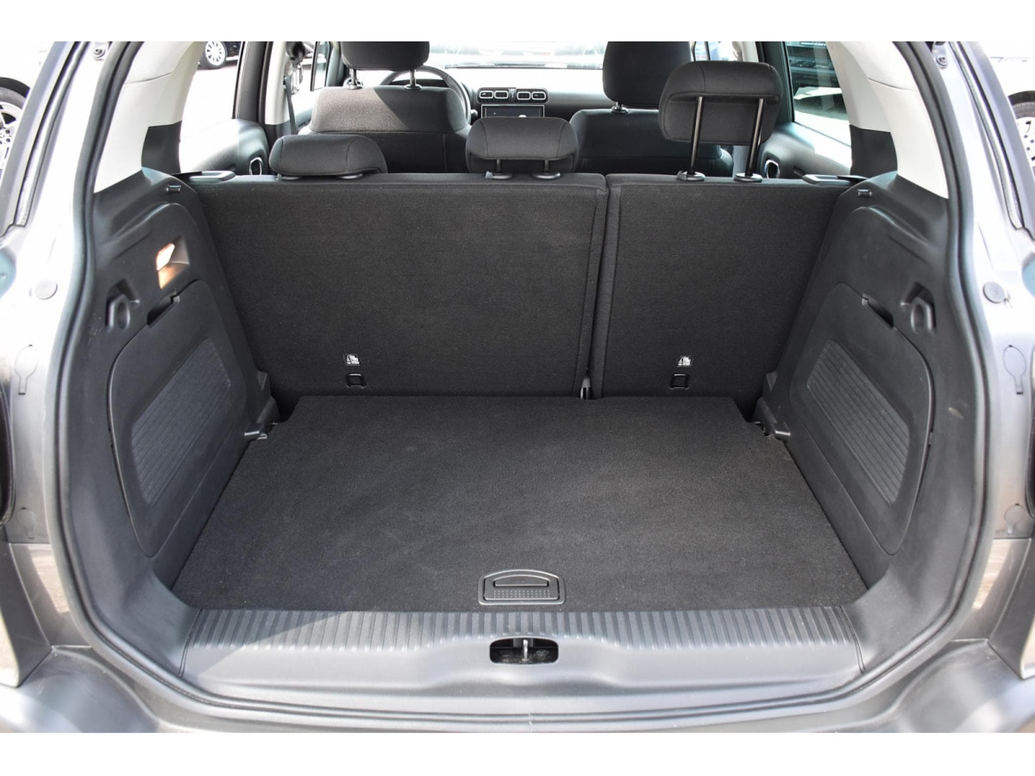 Citroën C3 Aircross 1.2 PureTech 110 MAX REGUL GPS LANE HUD GRIP CAM JA17 1°MAIN (2024) - Foto 22