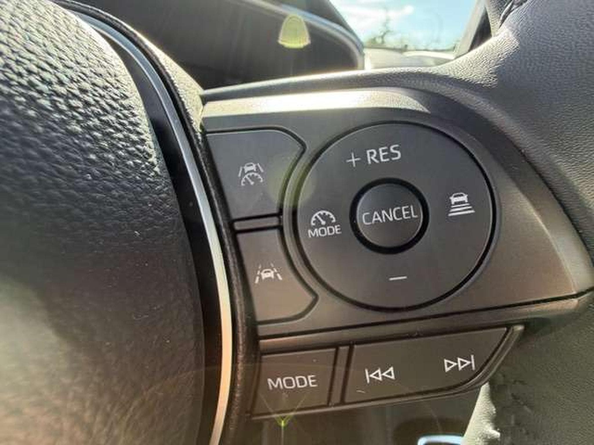 Toyota Corolla Corolla TS Hybrid 1.8 Premium e-CVT GPF Premium (2025) - Photo 13