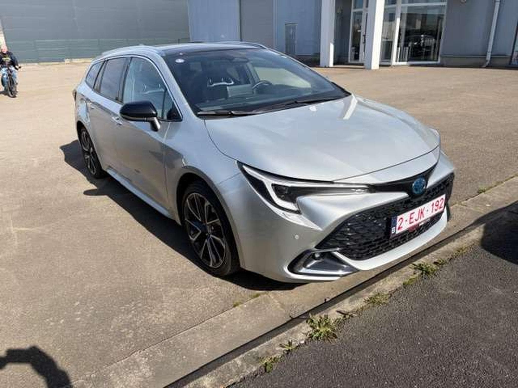 Toyota Corolla Corolla TS Hybrid 1.8 Premium e-CVT GPF Premium (2025) - Photo 2