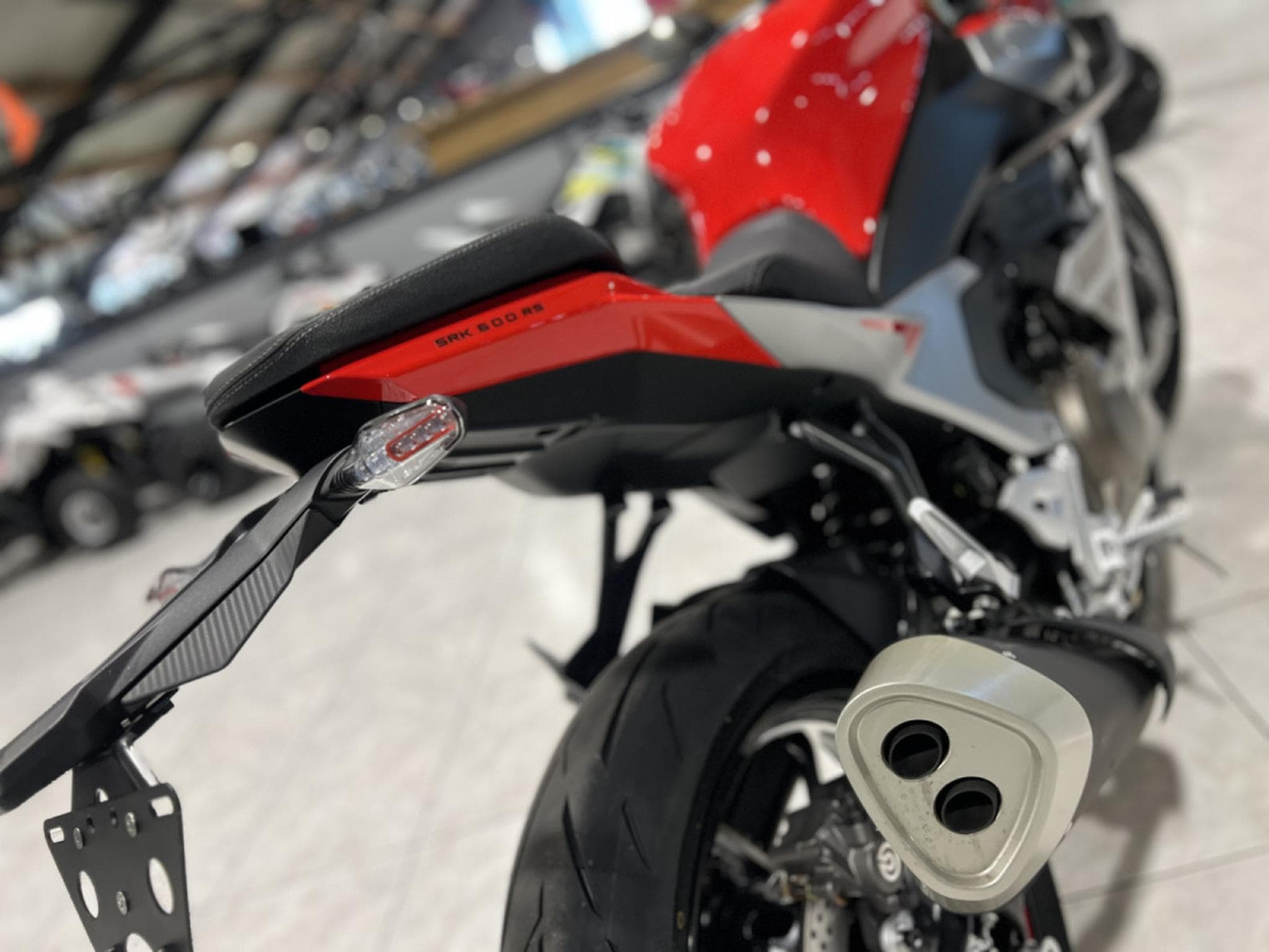 QJmotor SRK 600 RS (2026) - Foto 5