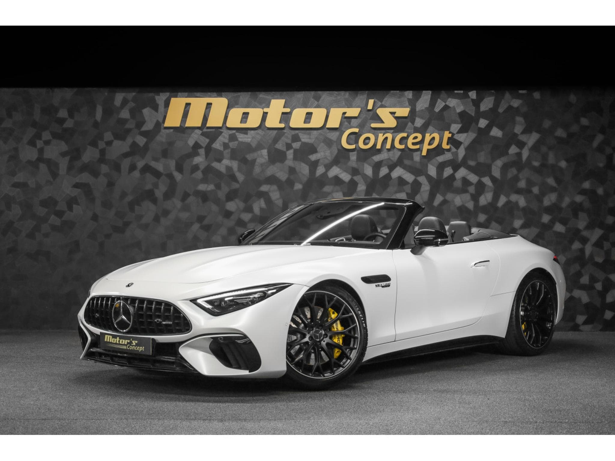 Mercedes SL 63 AMG 4 MATIC + / MANUFAKTUR Opalite White Magno (2022) - Photo 1