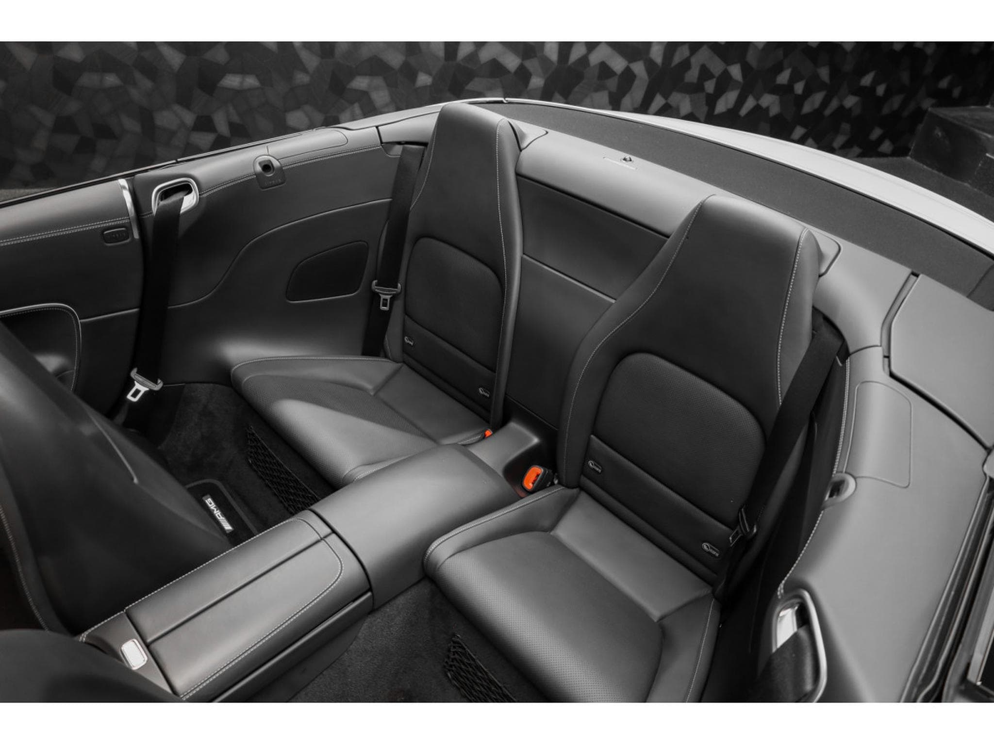 Mercedes SL 63 AMG 4 MATIC + / MANUFAKTUR Opalite White Magno (2022) - Photo 12