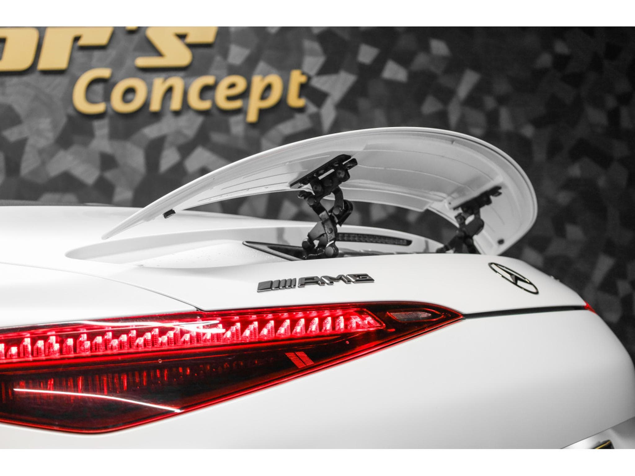 Mercedes SL 63 AMG 4 MATIC + / MANUFAKTUR Opalite White Magno (2022) - Photo 27