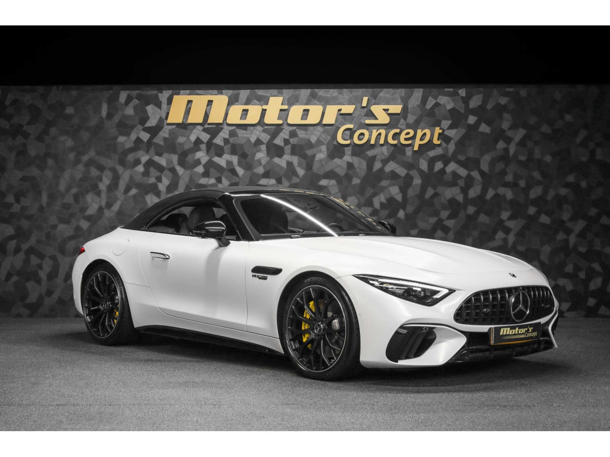 Mercedes SL 63 AMG 4 MATIC + / MANUFAKTUR Opalite White Magno (2022) - Photo 6