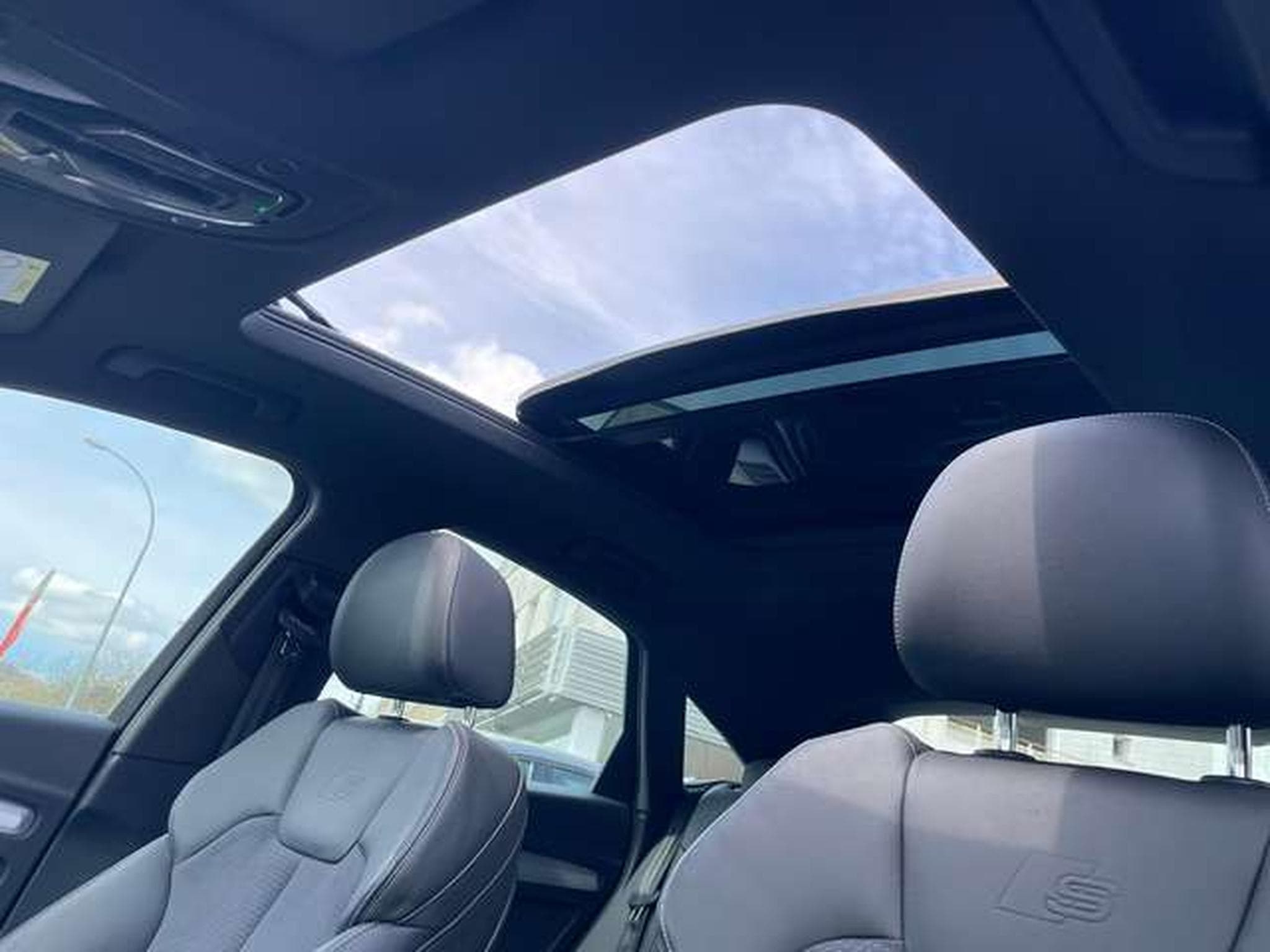 Audi Q5 40TDIquattro S tronic S line-JUSQU'A4ANS GARANTIE (2022) - Photo 23