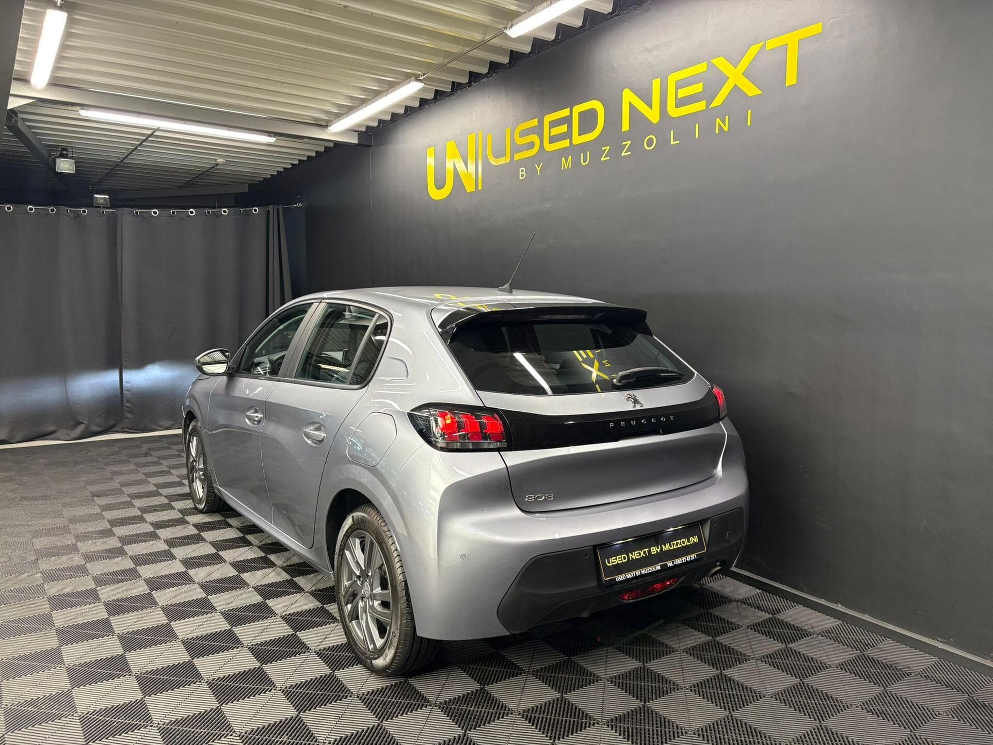 Peugeot 208 Active -  PureTech 75 BVM5 (2021) - Foto 5