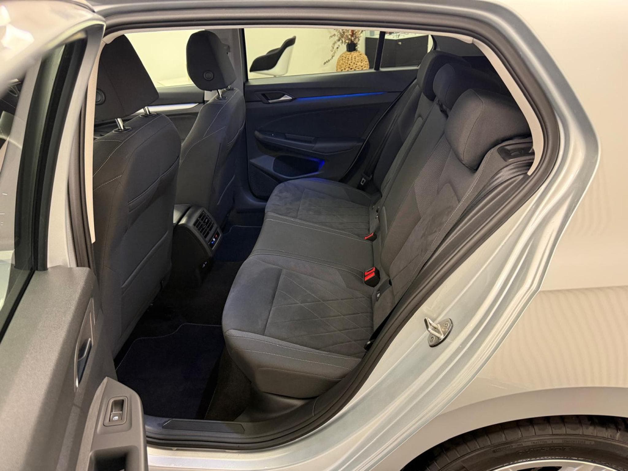 VW Golf Life 2.0 TDI 116 CV / 85 kW 6 vitesses (2022) - Photo 6