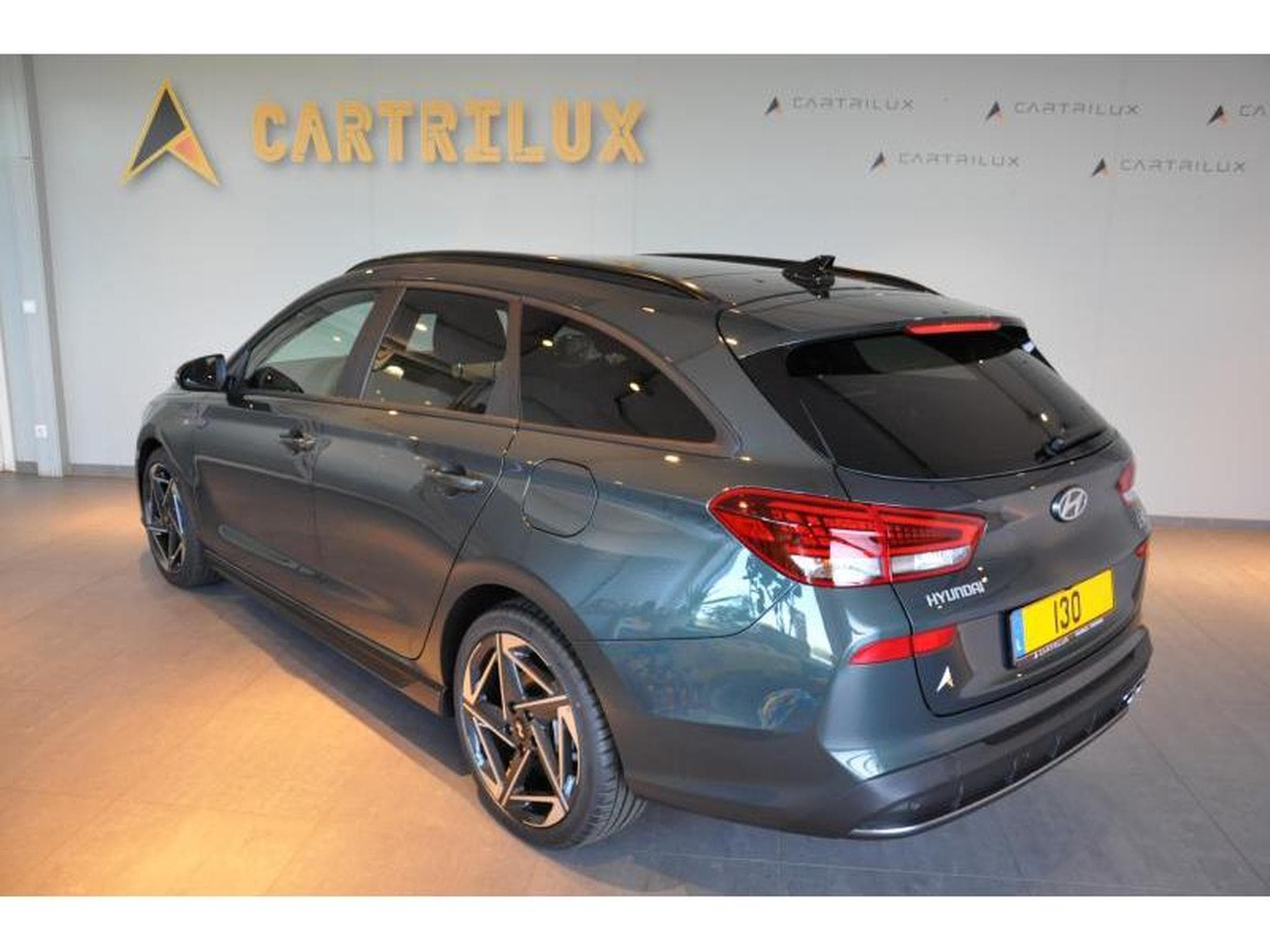 Hyundai i30 WAGON SKY N-LINE SENSATION 150 7AUTO (2026) - Photo 6