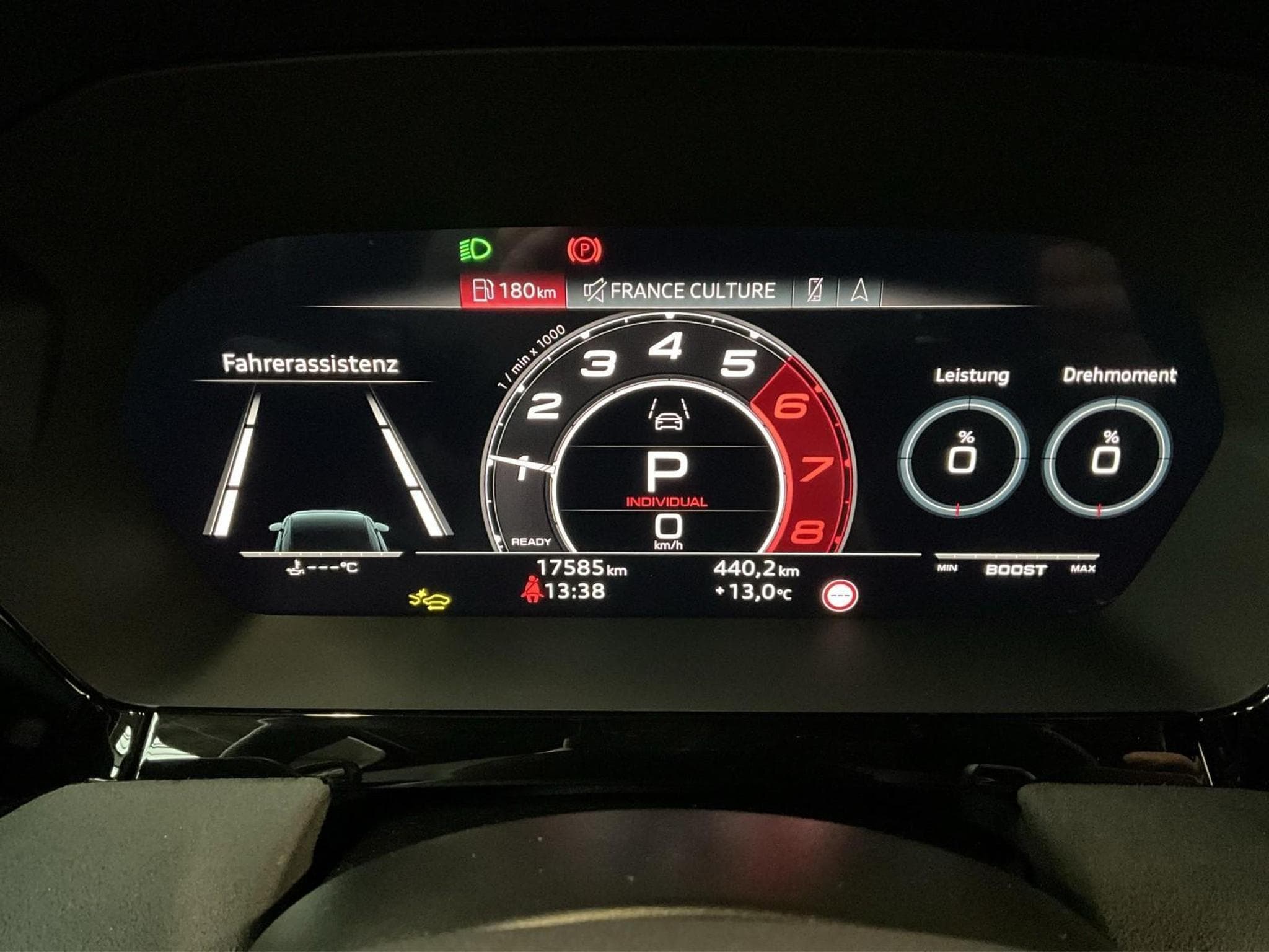 Audi RS3 SB+Quattro+S-tronic+P.Premium (2025) - Foto 11