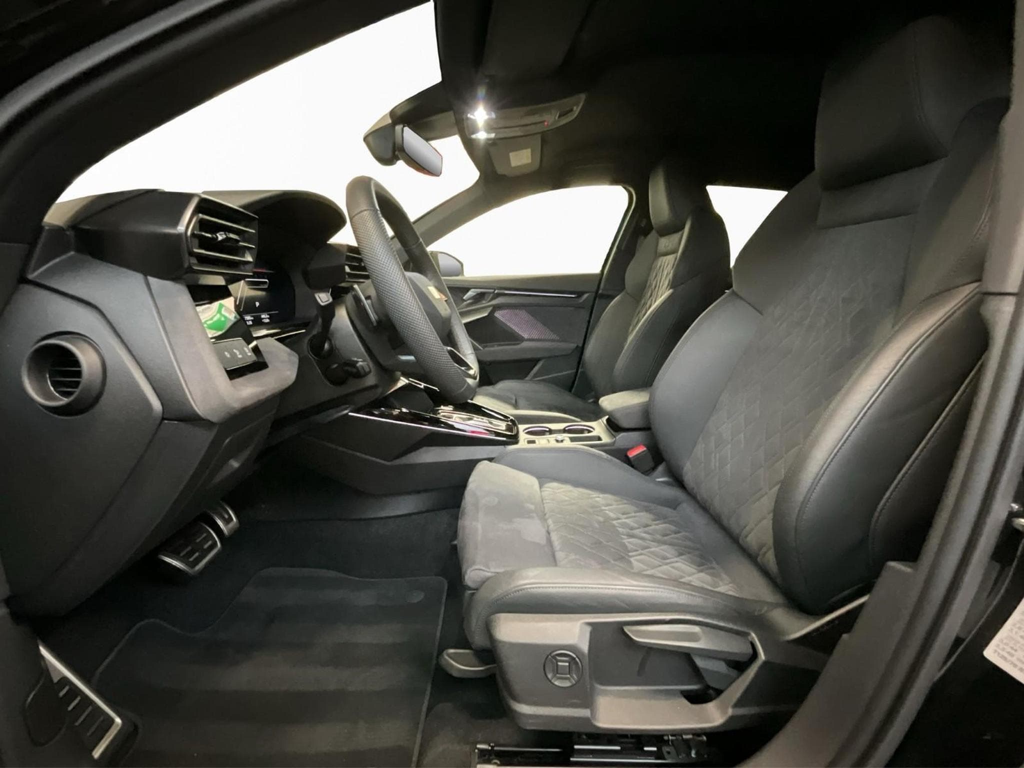 Audi RS3 SB+Quattro+S-tronic+P.Premium (2025) - Foto 9