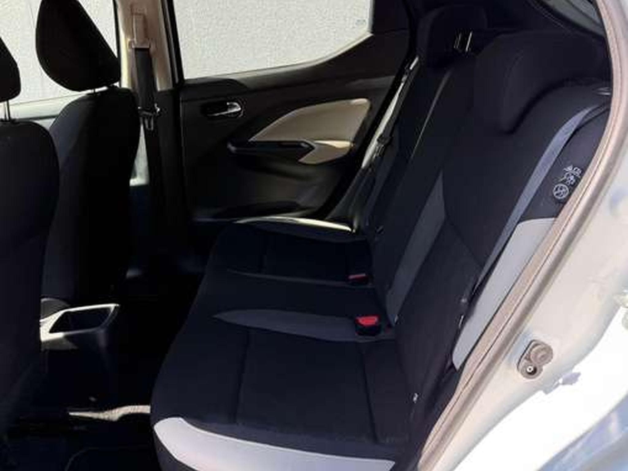 Nissan Micra Micra 1.0 IG-T Tekna Xtronic (2019) - Photo 13