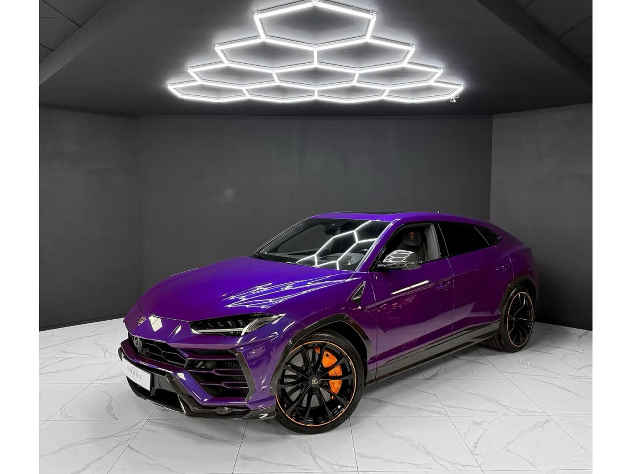 Lamborghini Urus FULL PPF / B&O 3D / FULL CARBON / WARRANTY 2027 / 23" (2022) - Photo 1