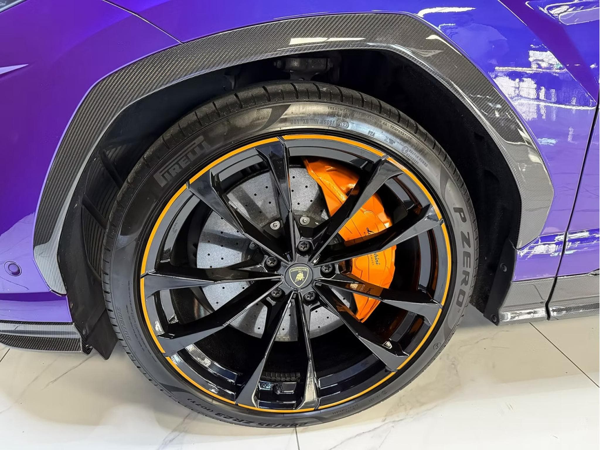 Lamborghini Urus FULL PPF / B&O 3D / FULL CARBON / WARRANTY 2027 / 23" (2022) - Photo 10