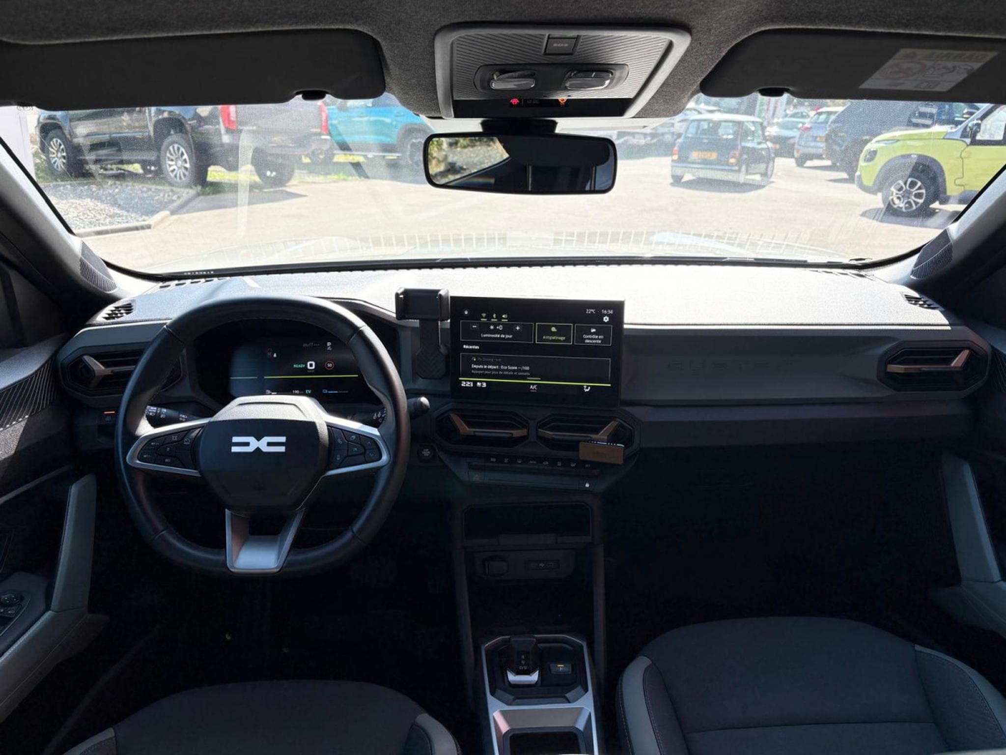 Dacia Duster 1.6 HYBRID 140CV EXTREME (2024) - Photo 11