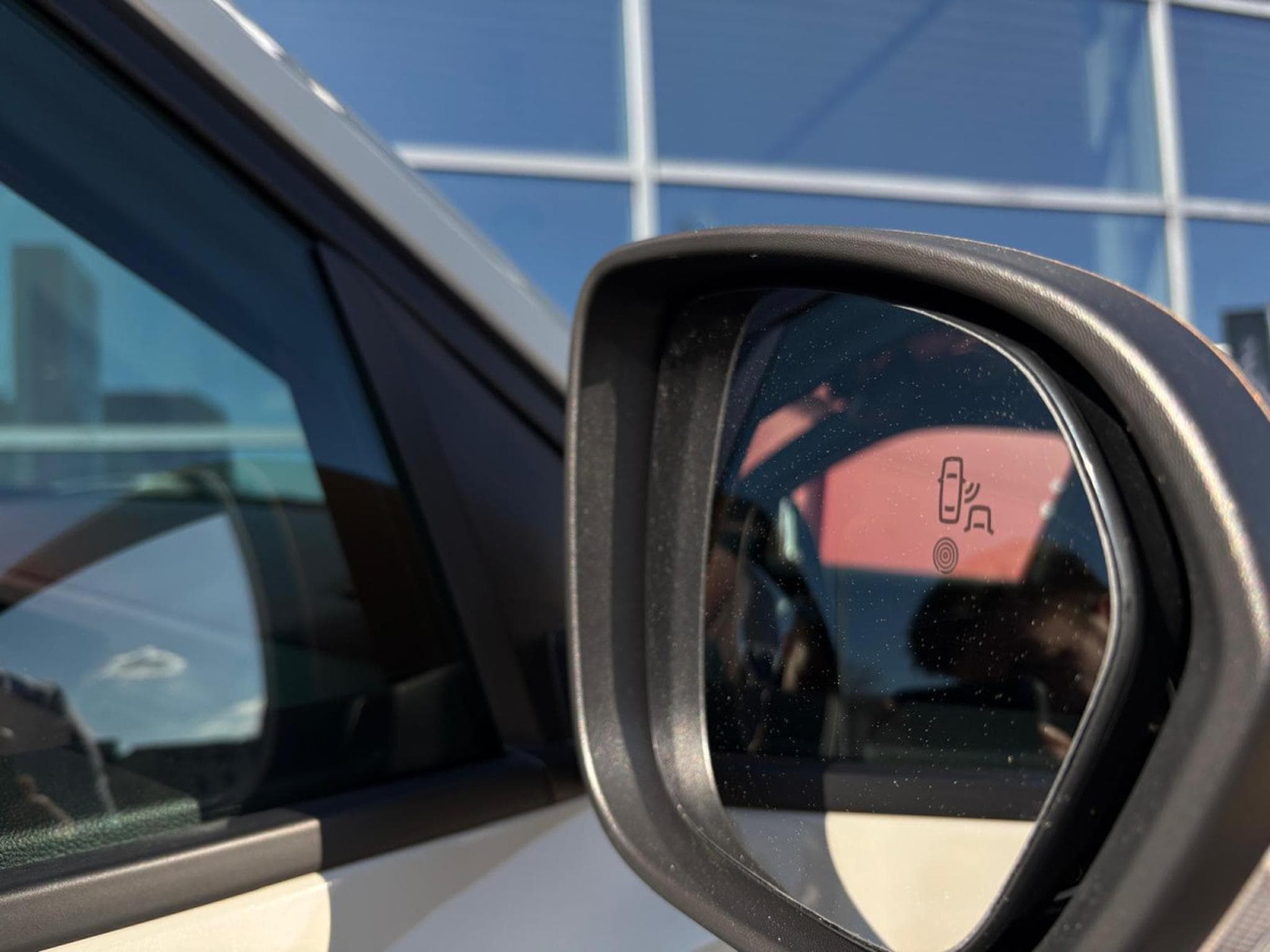 Dacia Duster 1.6 HYBRID 140CV EXTREME (2024) - Photo 24