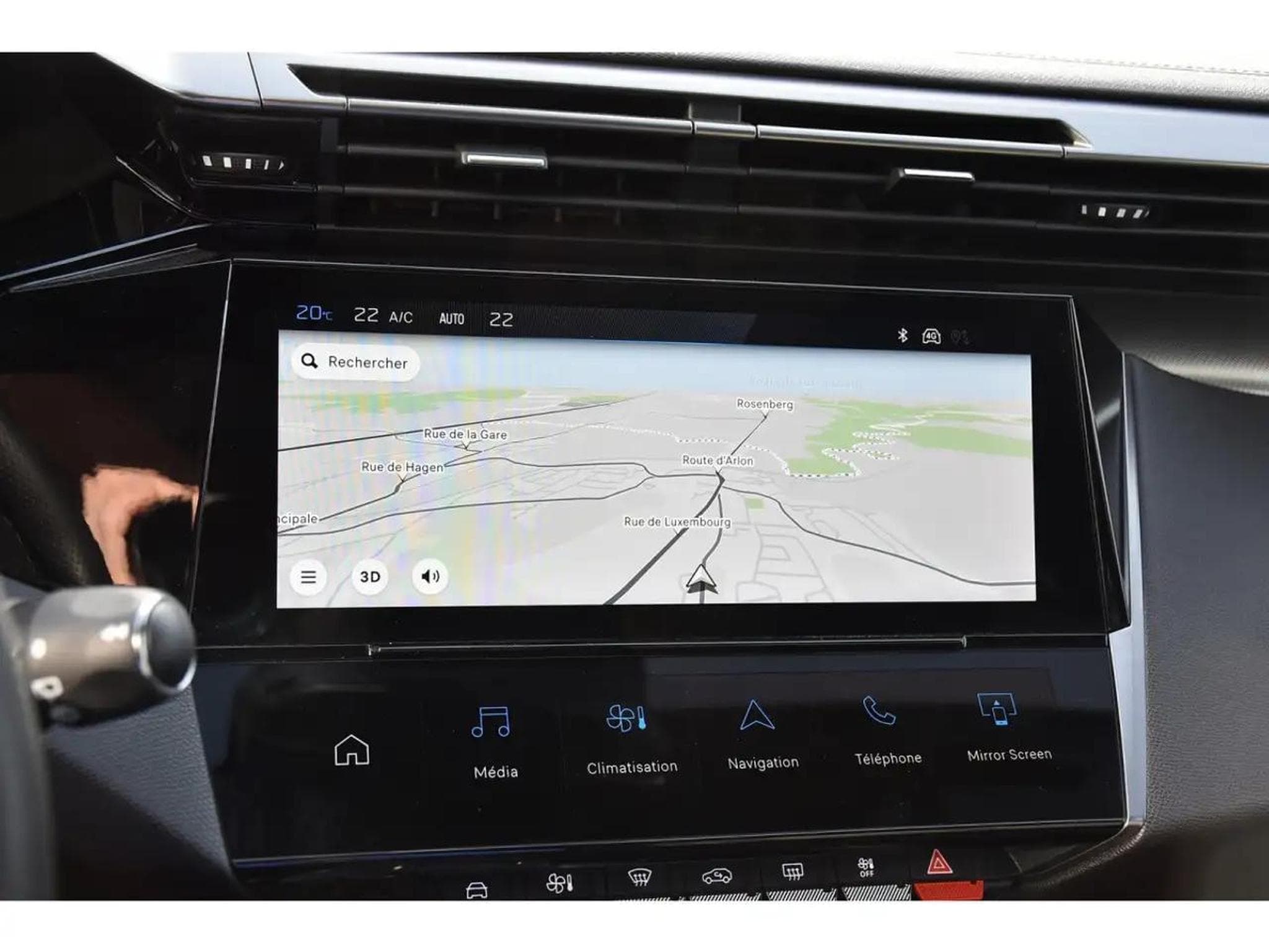 Peugeot 308 (2024) - Photo 10