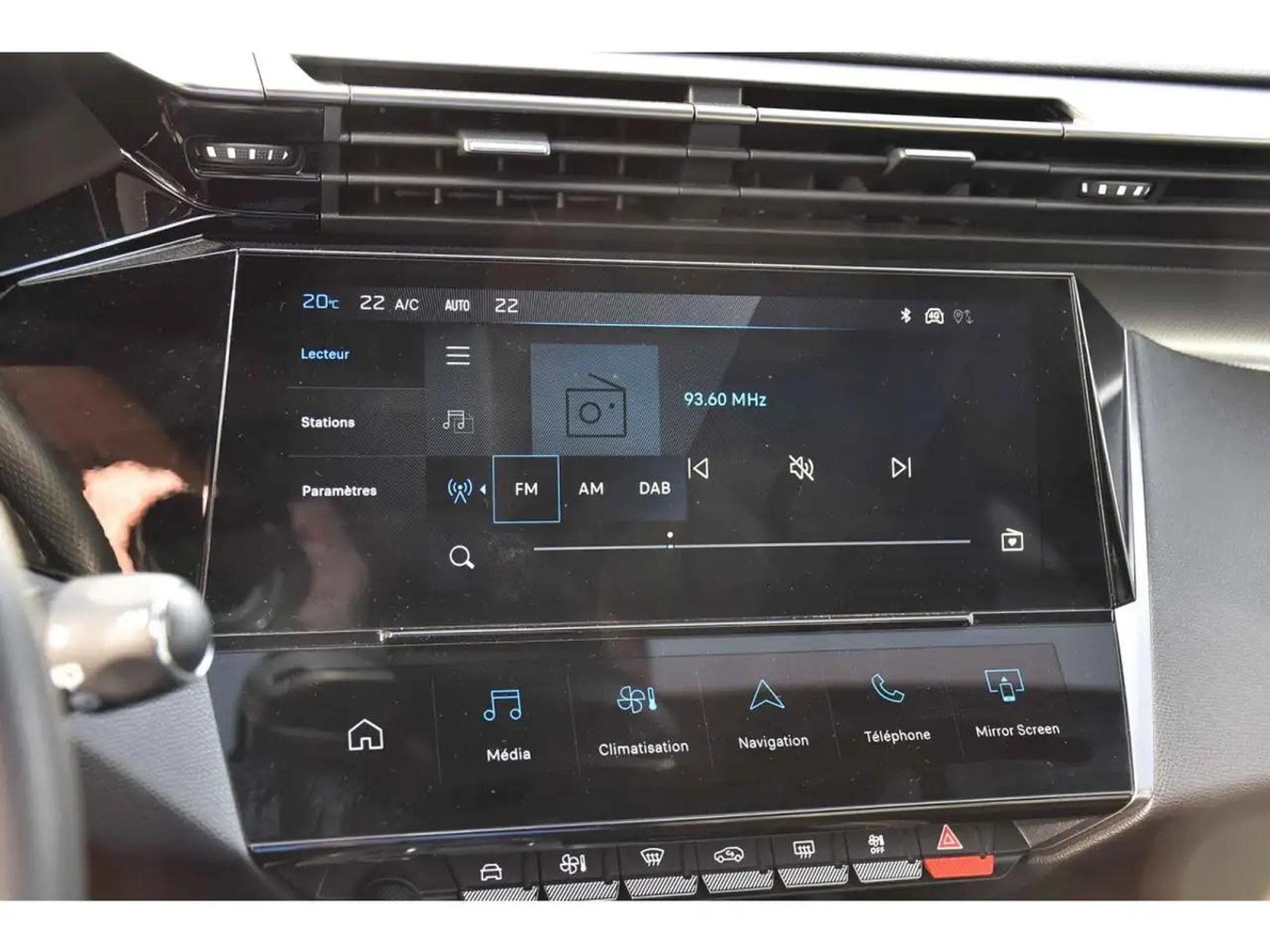 Peugeot 308 (2024) - Photo 11