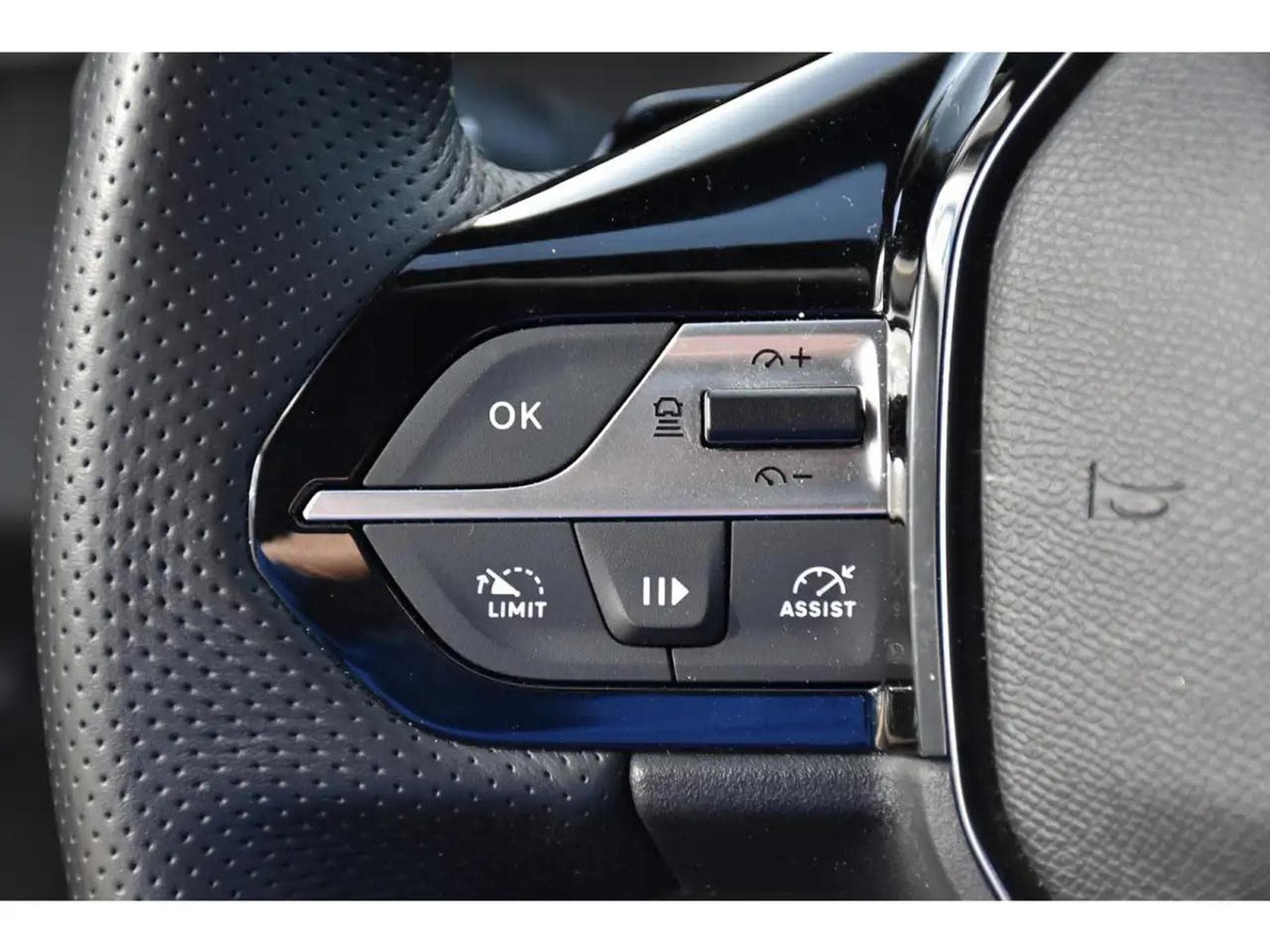 Peugeot 308 (2024) - Photo 24