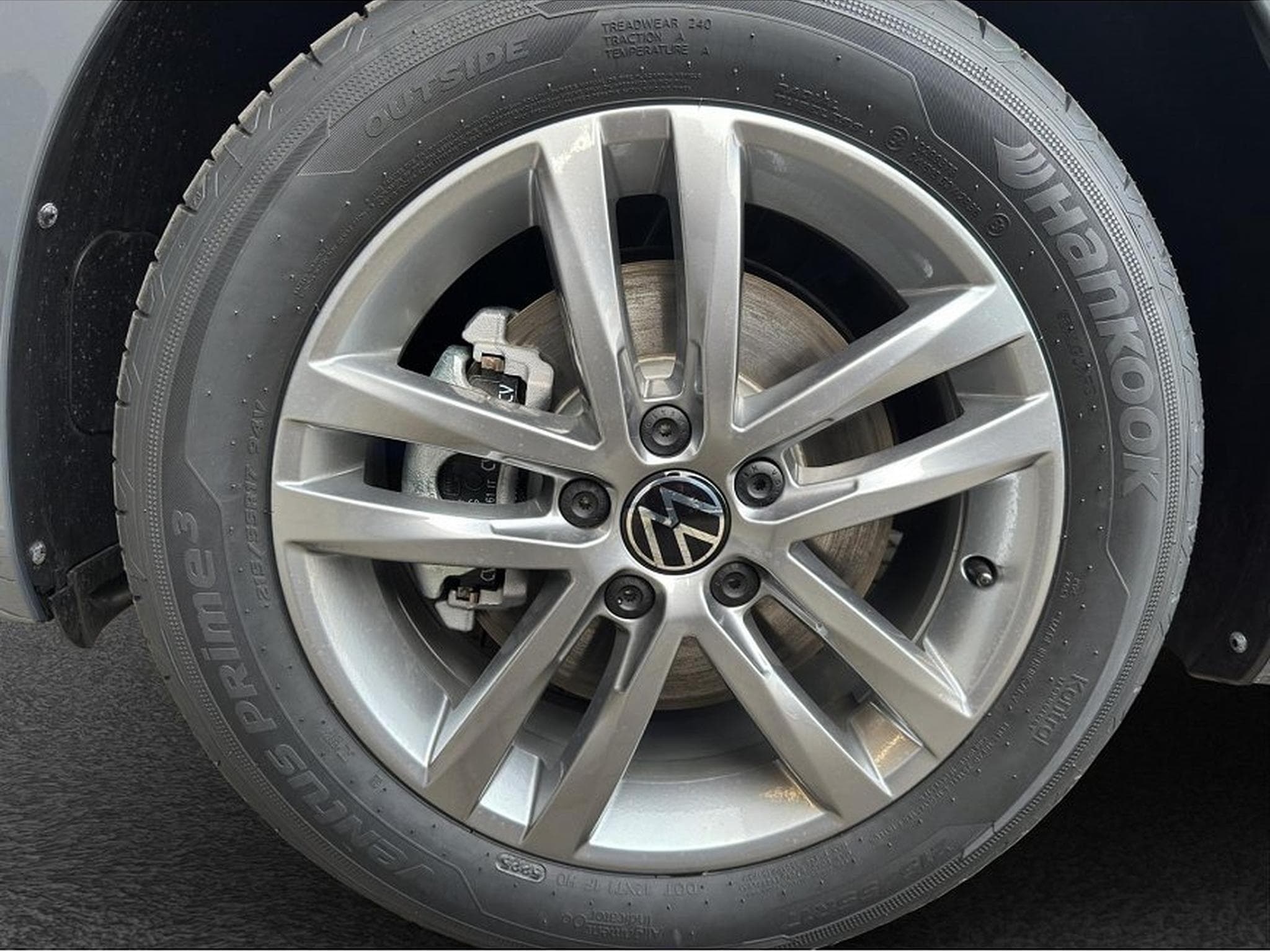 VW Touran (2026) - Photo 23