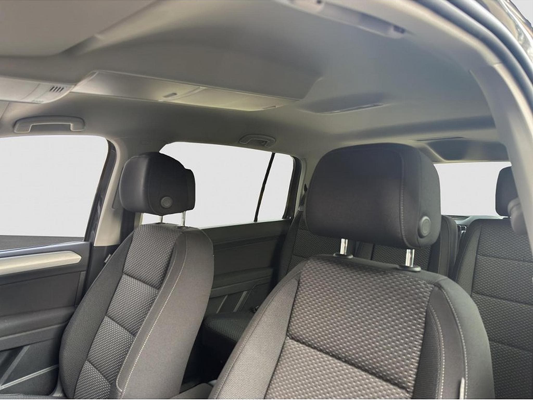 VW Touran (2026) - Photo 24