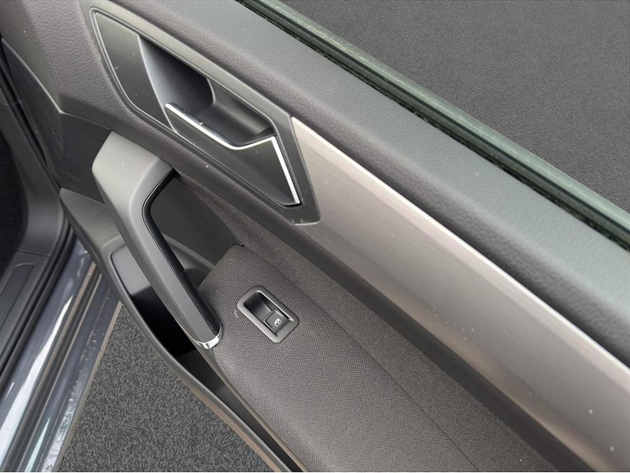 VW Touran (2026) - Photo 25