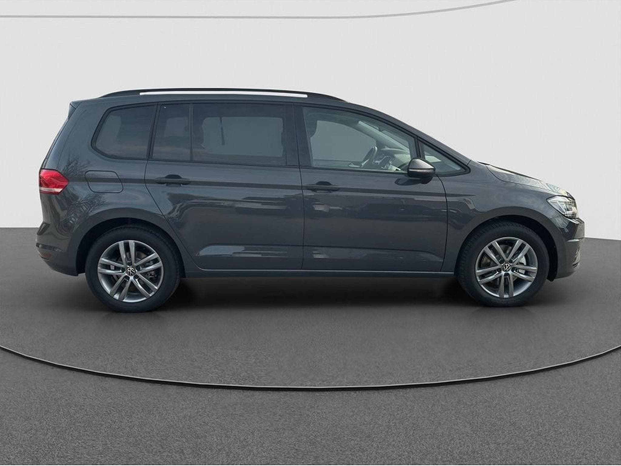 VW Touran (2026) - Photo 7