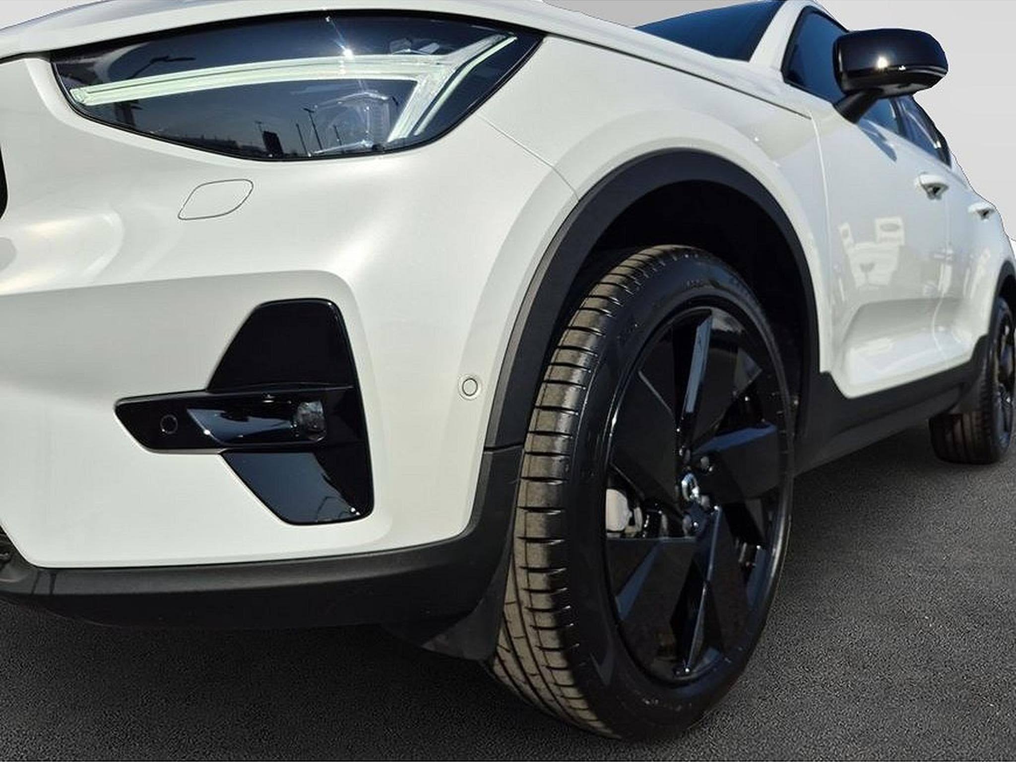 Volvo XC40 (2024) - Foto 6