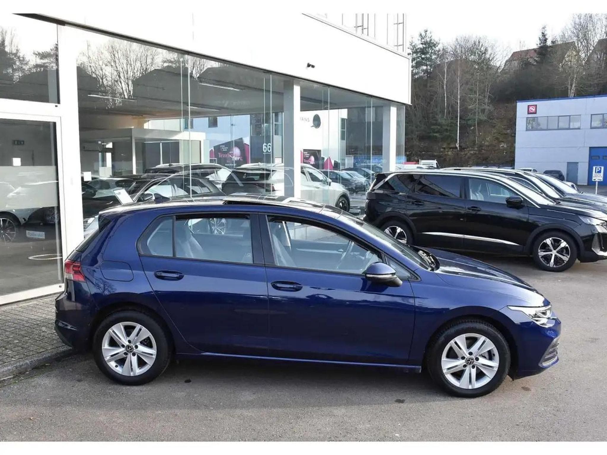 VW Golf (2024) - Foto 3