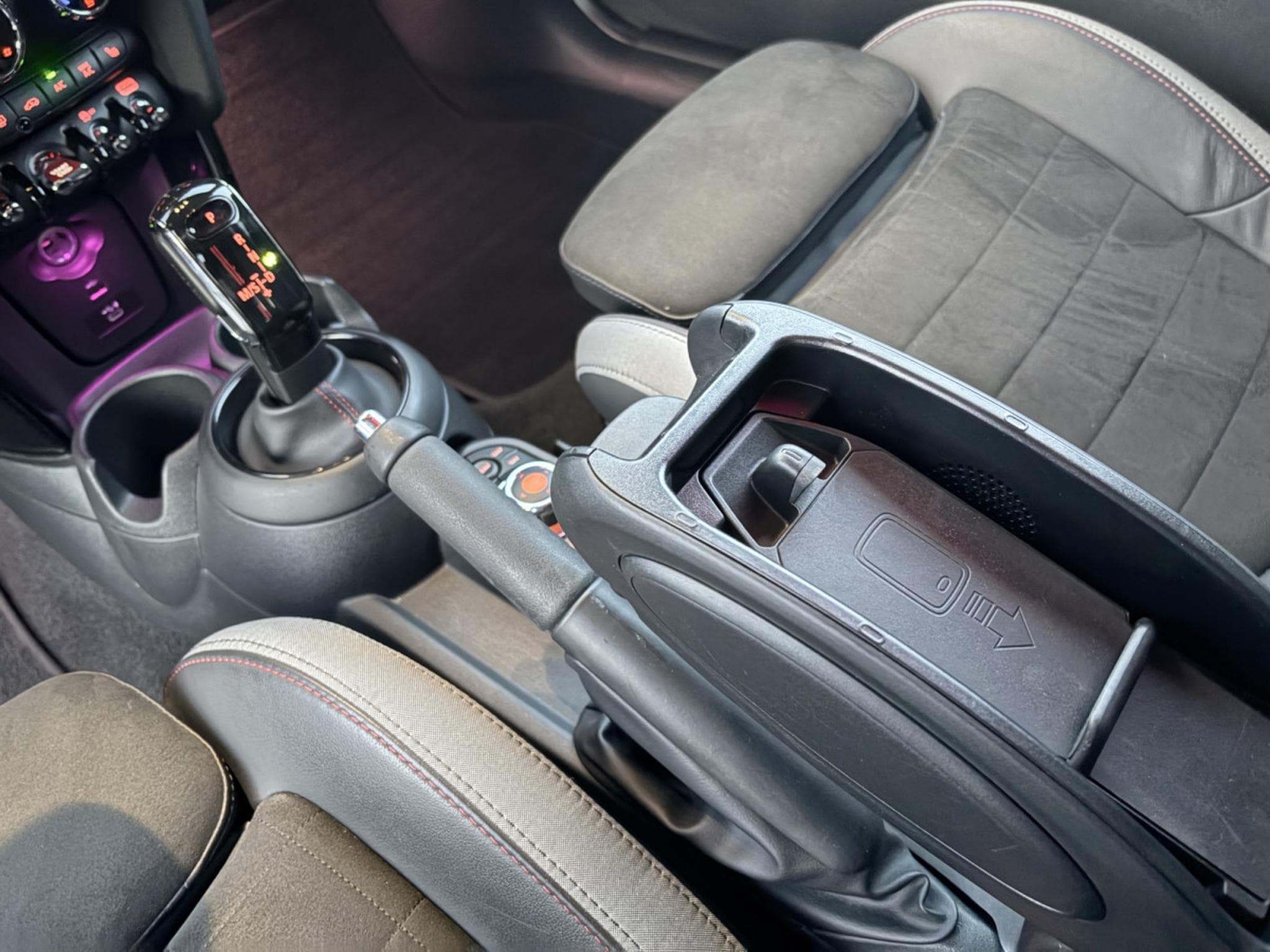 Mini Cooper John Cooper Works JCW 231/ GREEN/ STAR SKY (2020) - Photo 12