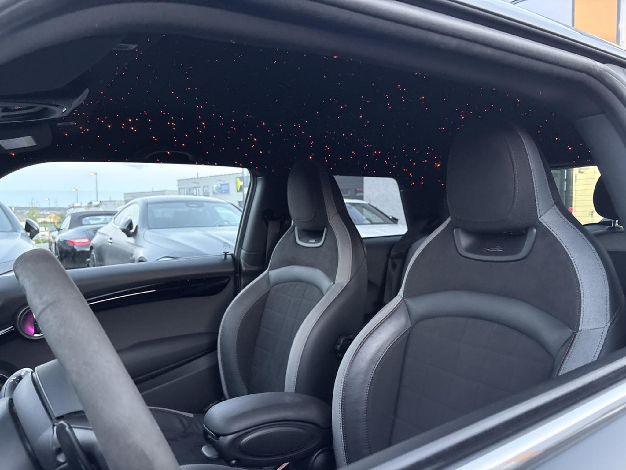 Mini Cooper John Cooper Works JCW 231/ GREEN/ STAR SKY (2020) - Photo 9