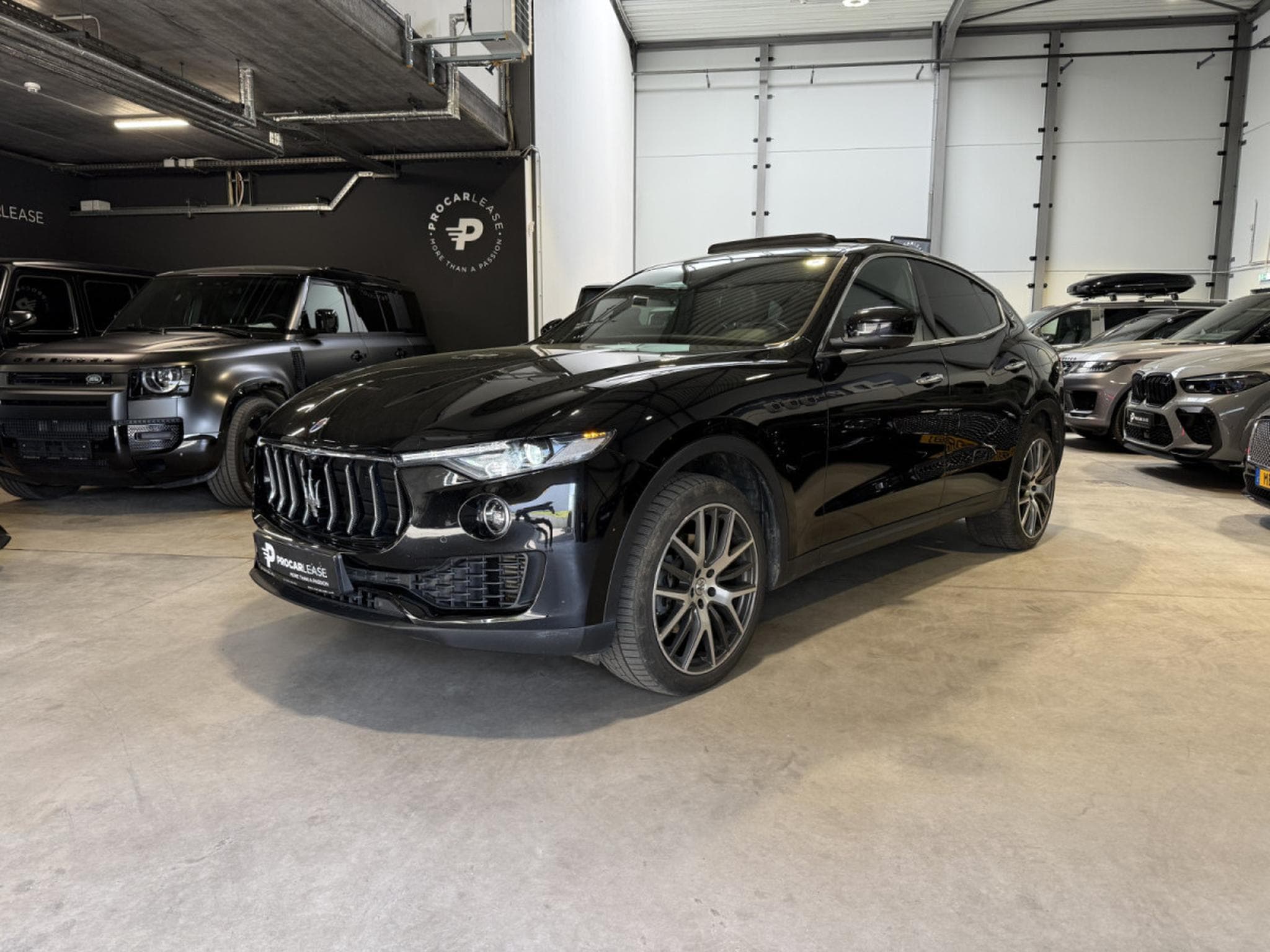Maserati Levante SQ4 DIESEL 3.0 4WD/ 21°/ SCHIEBEDACH/ (2020) - Photo 1