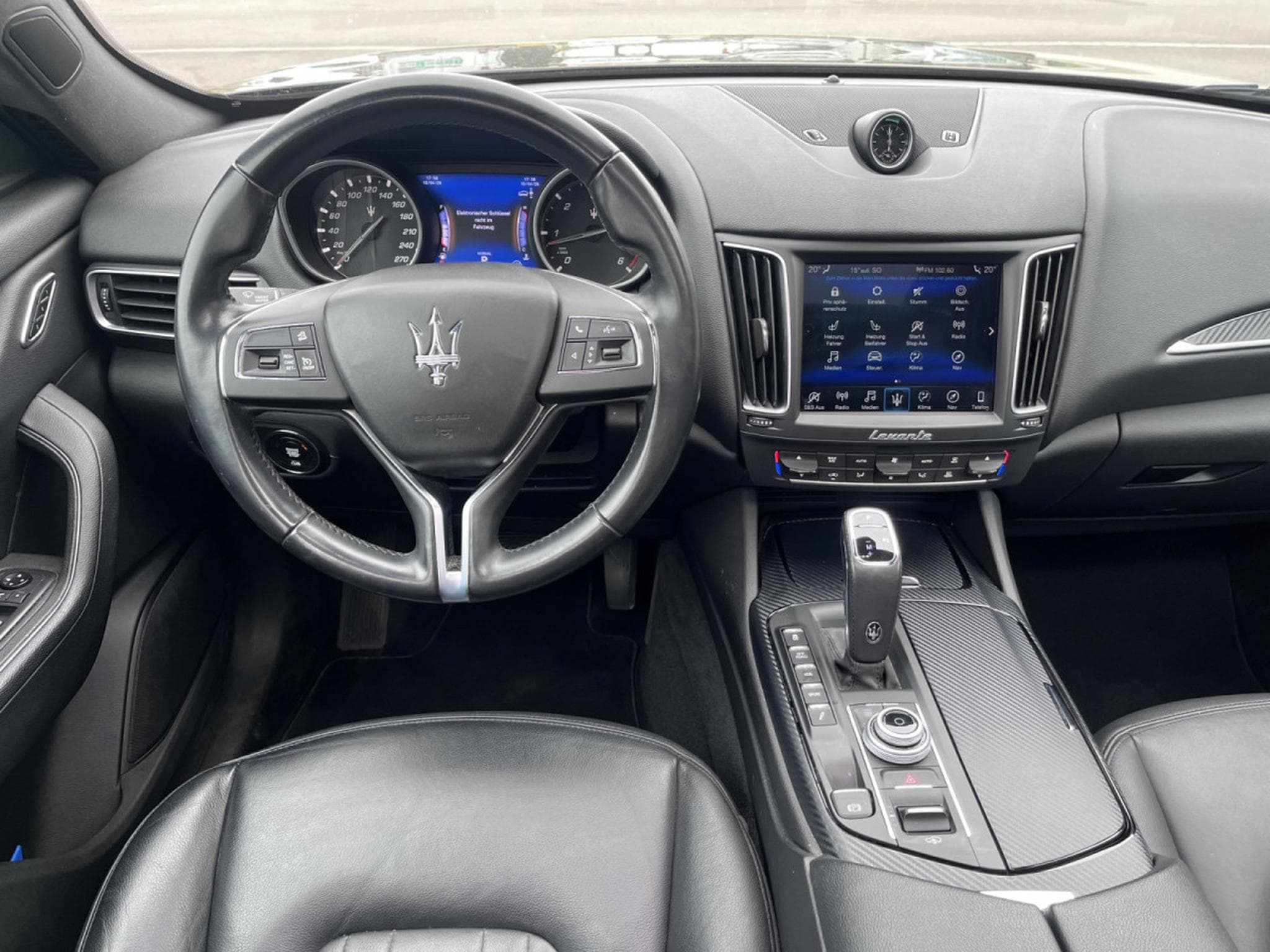 Maserati Levante SQ4 DIESEL 3.0 4WD/ 21°/ SCHIEBEDACH/ (2020) - Photo 20