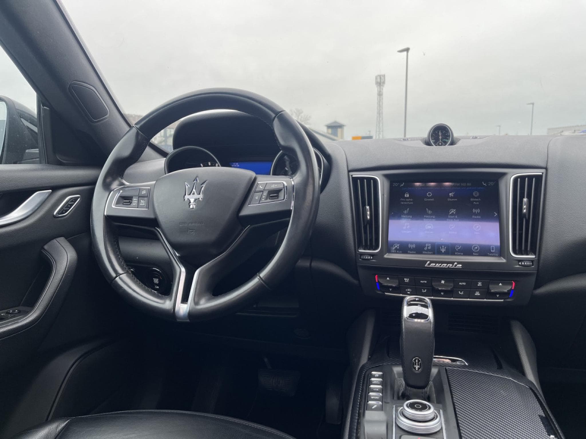 Maserati Levante SQ4 DIESEL 3.0 4WD/ 21°/ SCHIEBEDACH/ (2020) - Photo 22