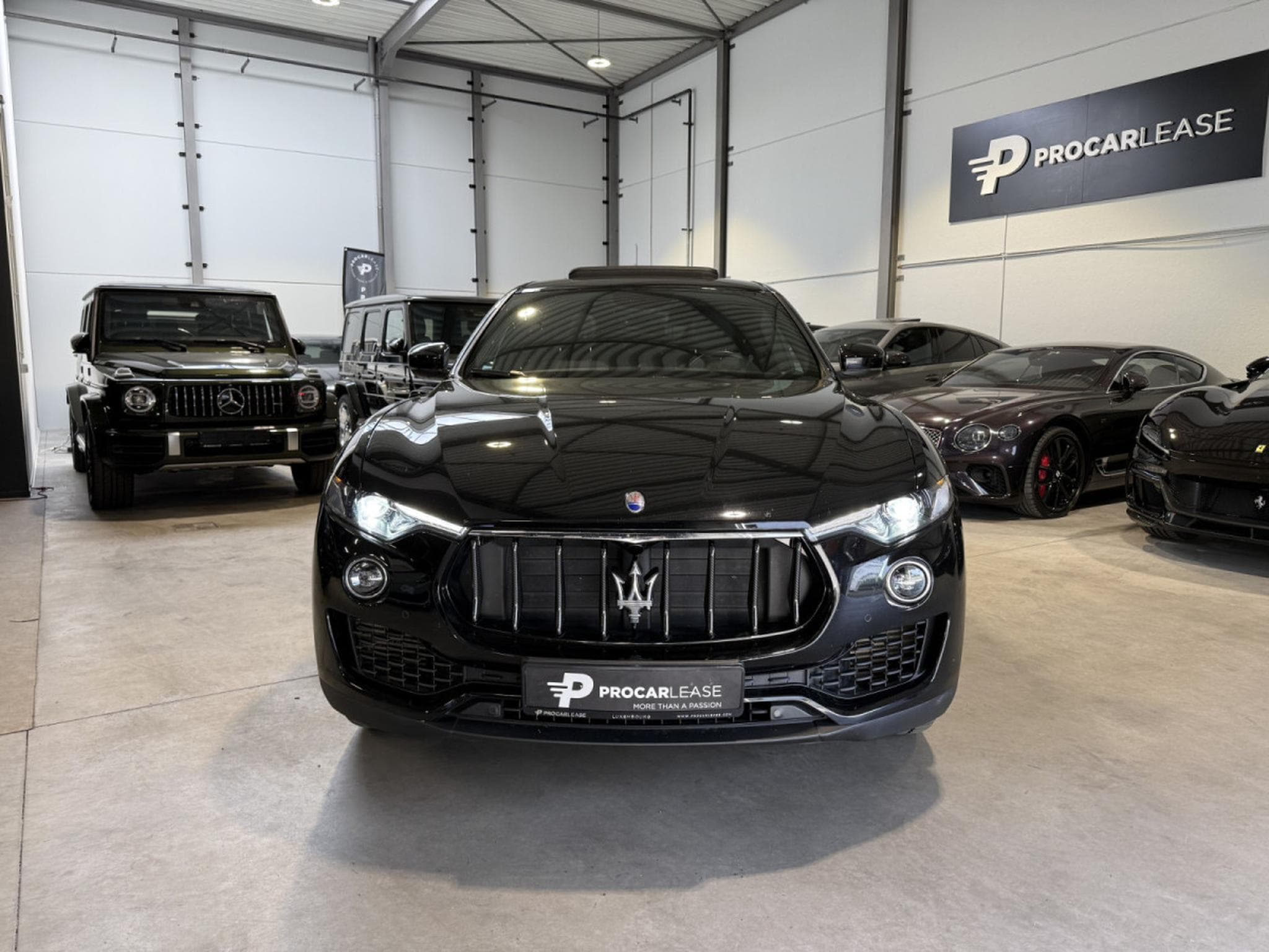 Maserati Levante SQ4 DIESEL 3.0 4WD/ 21°/ SCHIEBEDACH/ (2020) - Photo 4