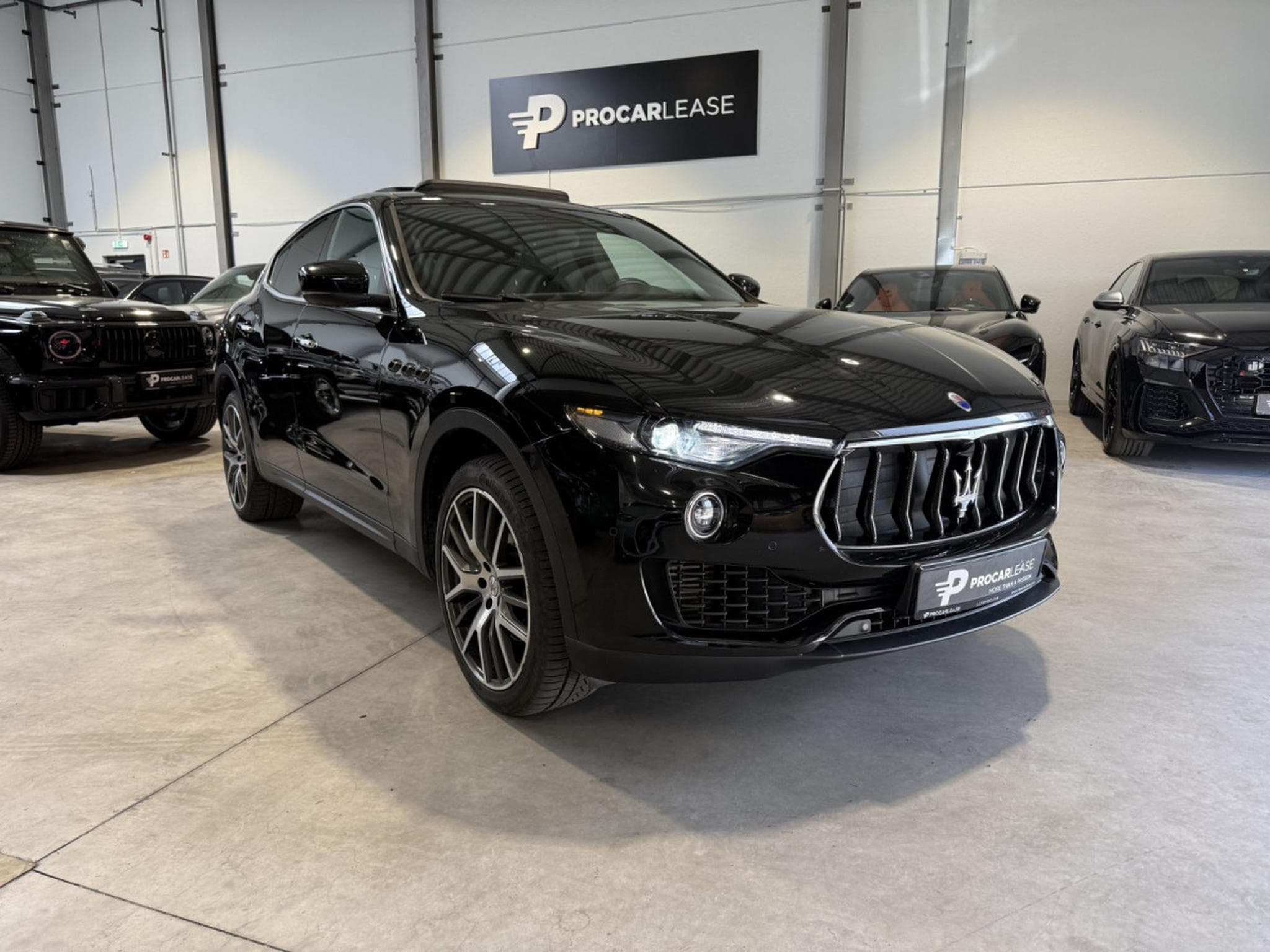 Maserati Levante SQ4 DIESEL 3.0 4WD/ 21°/ SCHIEBEDACH/ (2020) - Photo 5