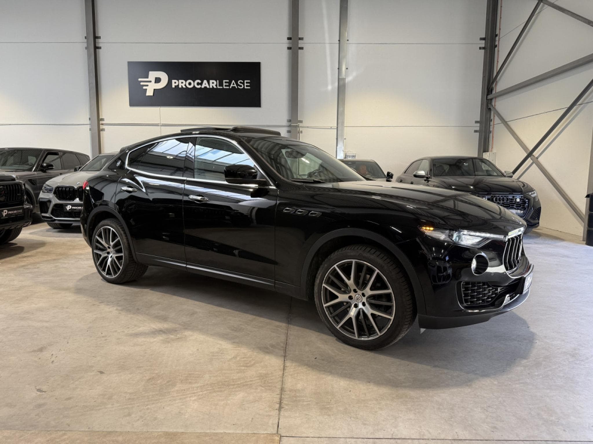 Maserati Levante SQ4 DIESEL 3.0 4WD/ 21°/ SCHIEBEDACH/ (2020) - Photo 6