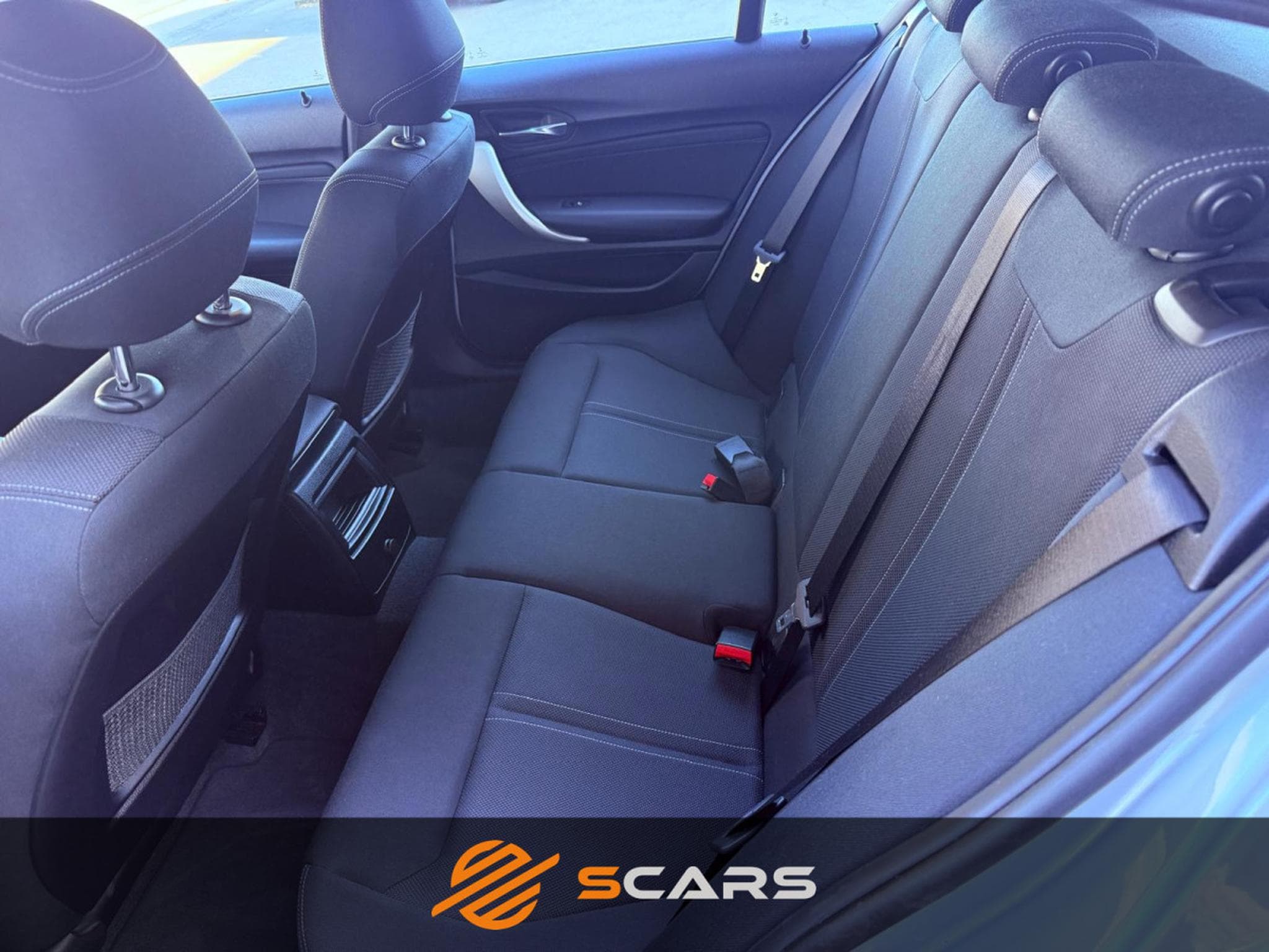 BMW 118 d XDrive 150cv F20 LCI (2019) - Photo 12