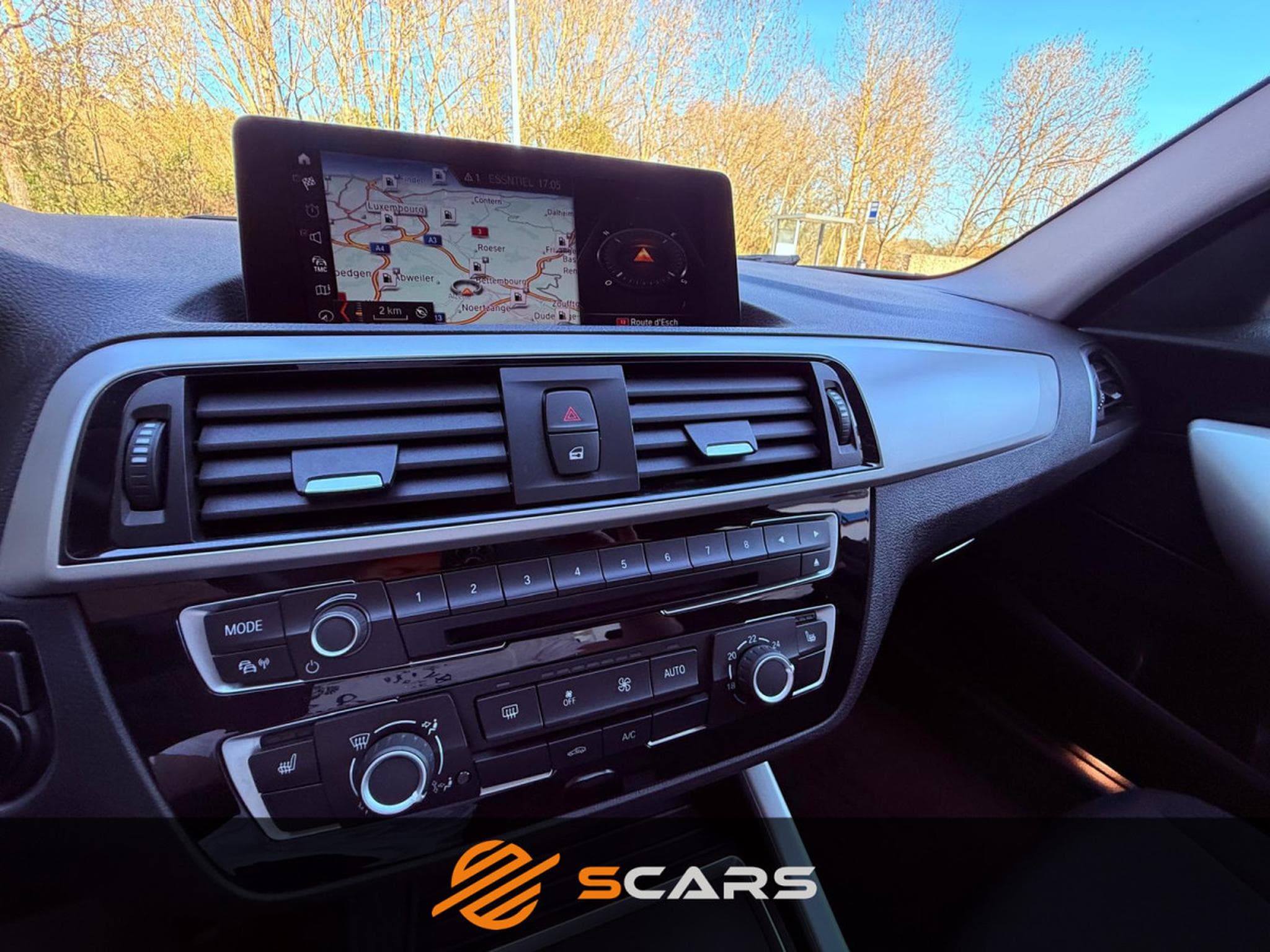 BMW 118 d XDrive 150cv F20 LCI (2019) - Photo 9