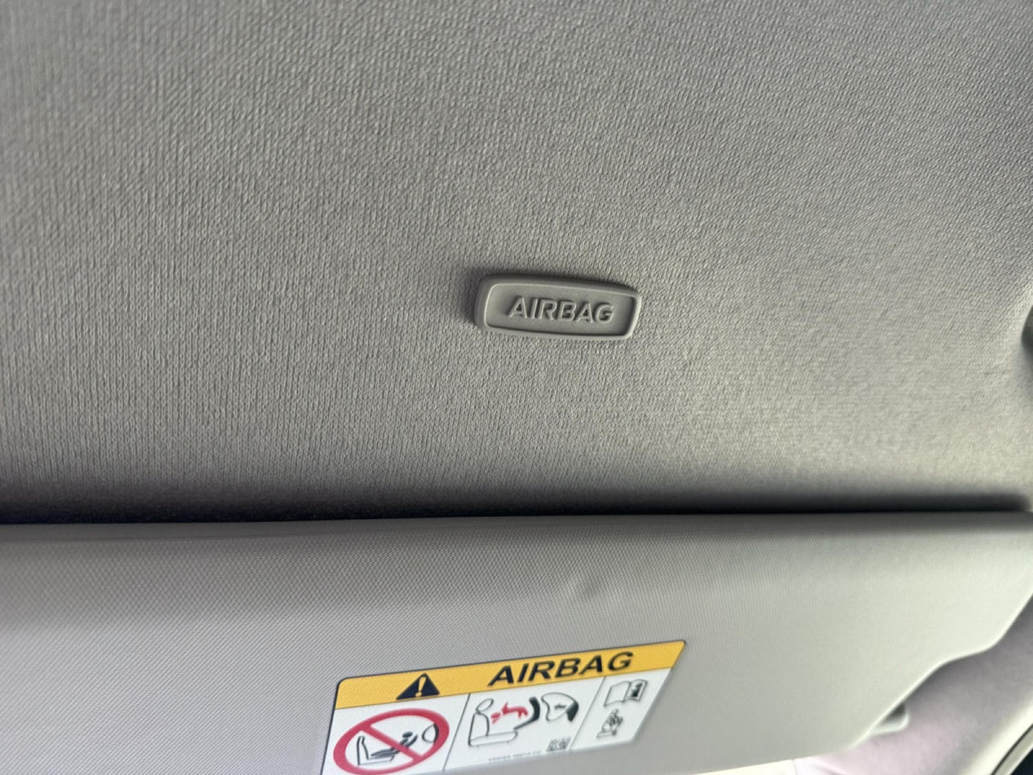 Ford Transit 2.0 ECOBLUE 170 BVA L2H1 Limitited (2025) - Foto 20